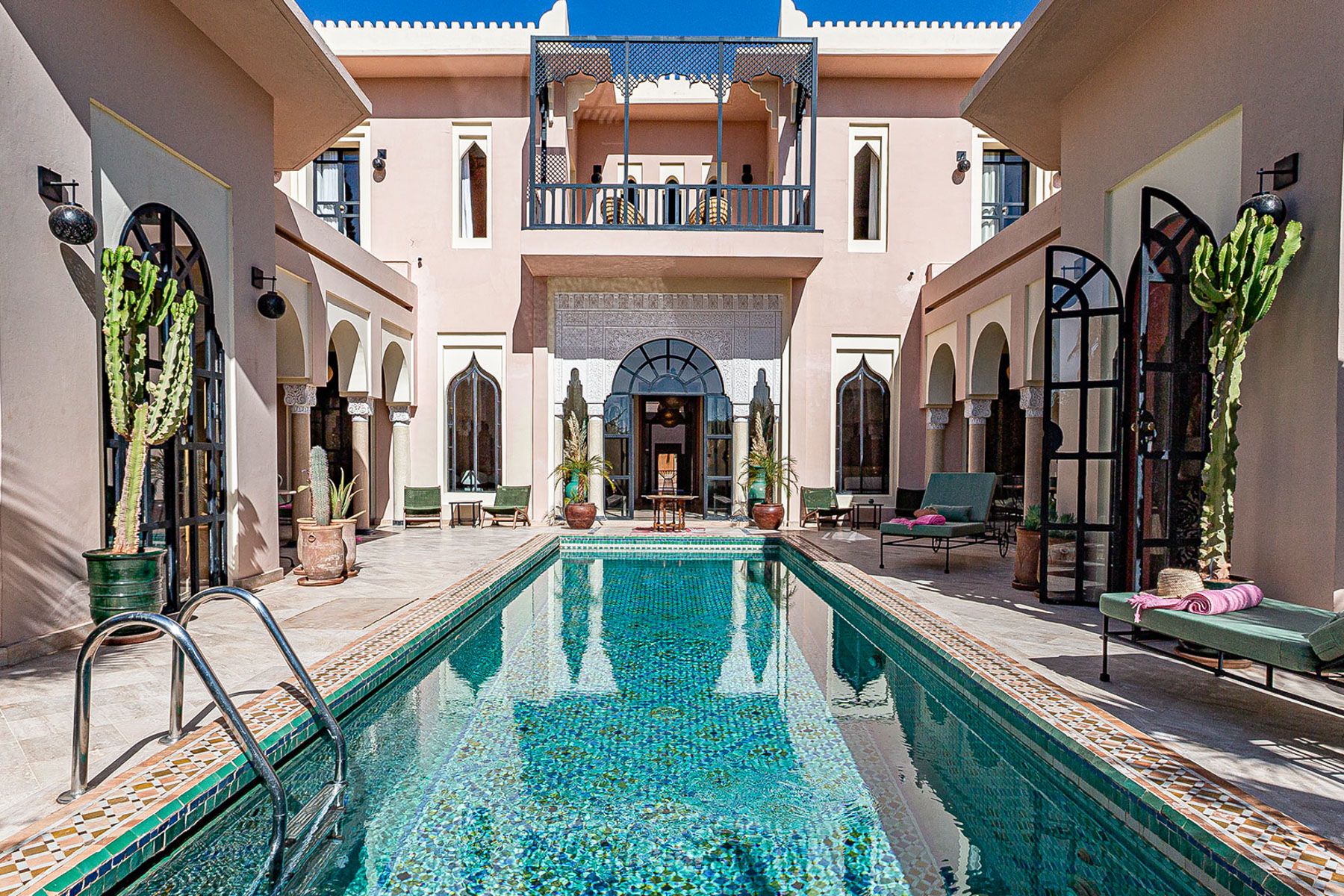 Villa Safran Elyazi Marrakech: 5-Bedroom Villa with Heated Pool on Amelkis Golf Resort, Mar