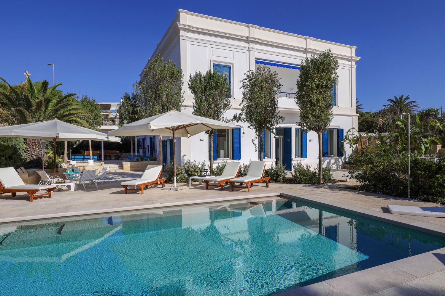 Villa Sirena Frigole Lecce: 5-Bedroom Sea View Villa with Spa in Lecce, Puglia | 10 Gues