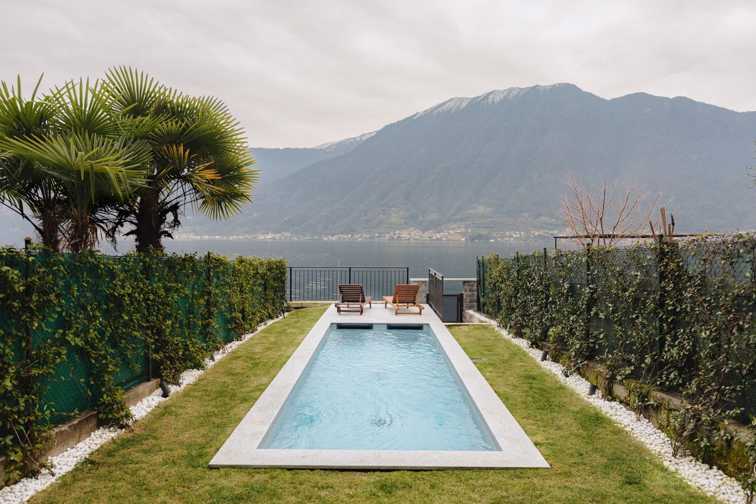 Villa Smeraldo Brunate Como: 2-Bedroom Lakefront Villa with Spa and Direct Lake Access in