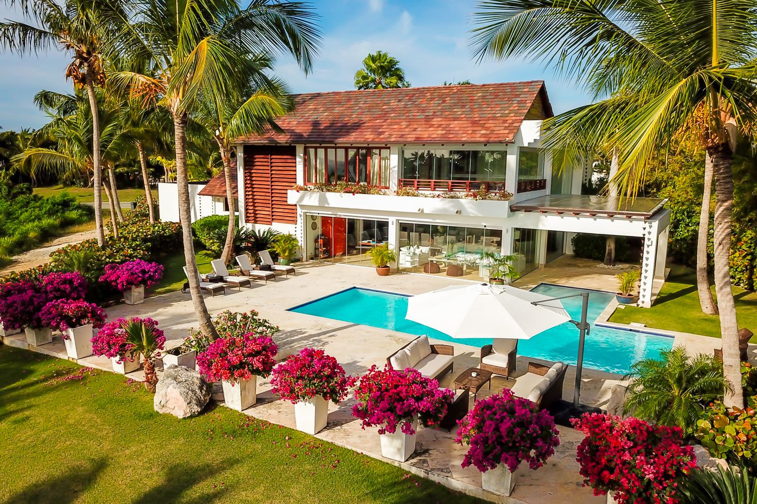 Villa Soleilante Yarari Caribbean

Hmm, let me reconsider. The Caribbean is multilingual, but many islands use Dutch, Spanish, French, or English. “Yarari” suggests Bonaire/: 5-Bedroom Tropical Retreat with Ocean Views | Luxury Villa R