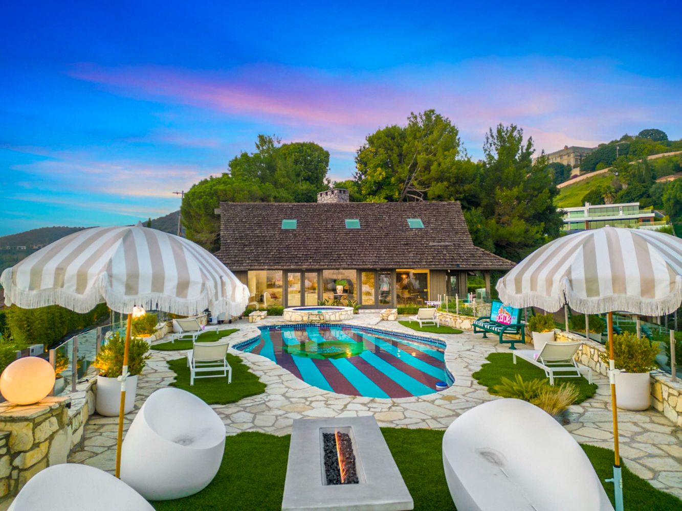 Villa Solstice Brentwood Los Angeles: 4-Bedroom Beverly Hills Retreat with Panoramic Views | Luxur