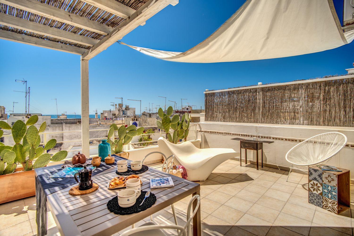 Villa Tramonto Rivabella Gallipoli: 1-Bedroom Sunset Retreat with Southern Italian Charm in Gall