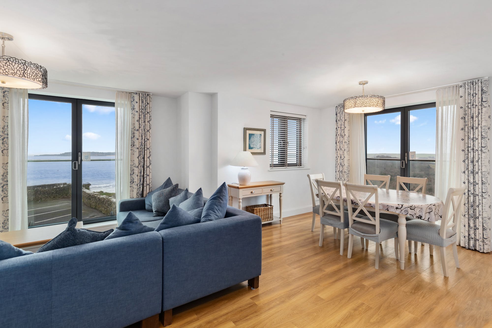 Apartment Helm Fraith Tenby: Luxury 3-Bedroom Apartment with Sea Views and Spa Near Tenby Beach