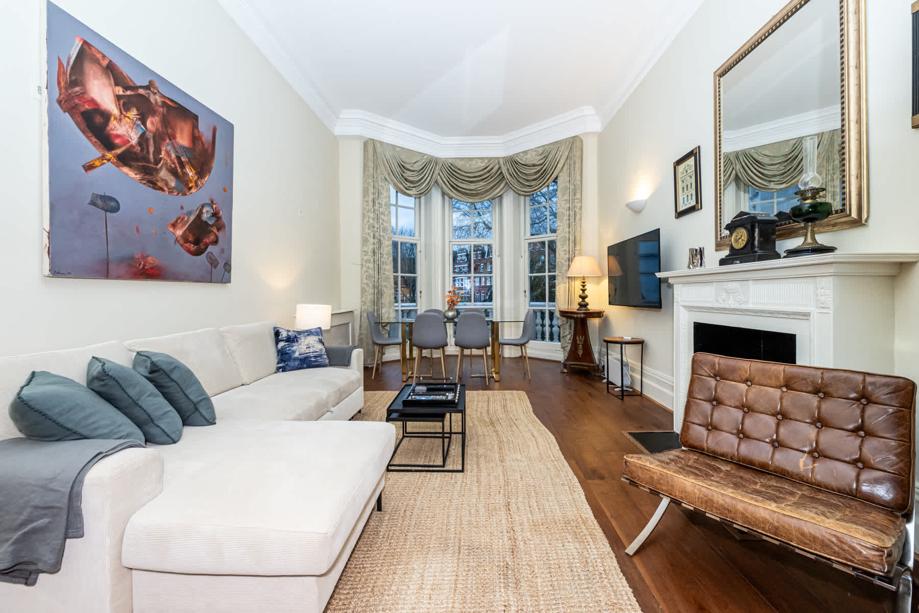 Apartment Helm Fraoch Kensington: Luxury 2-Bedroom Apartment with Private Parking, Kensington London