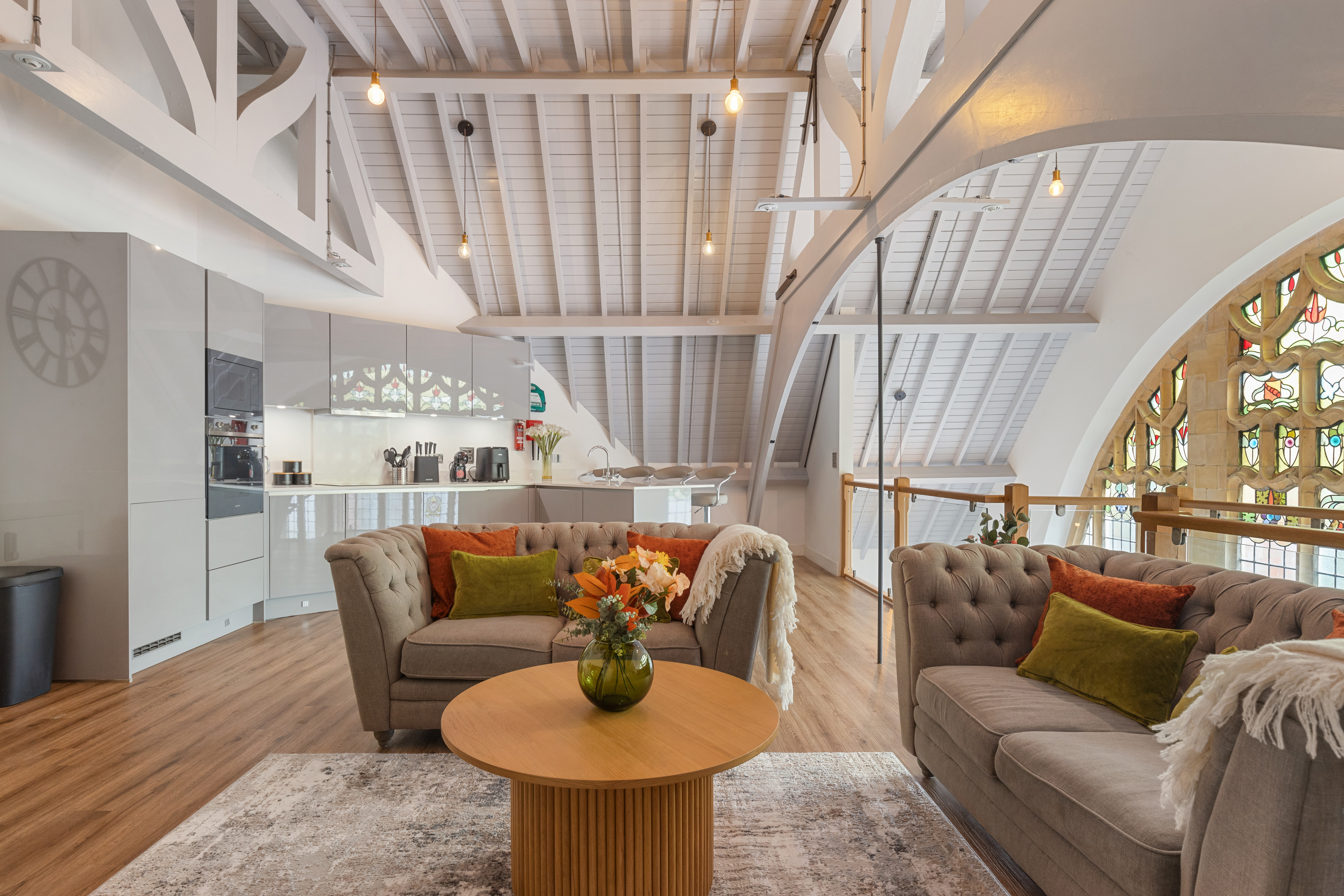 Apartment Helm Frazer Clapton: Luxury 3-Bedroom Apartment with Spa and Private Parking, Clapton London