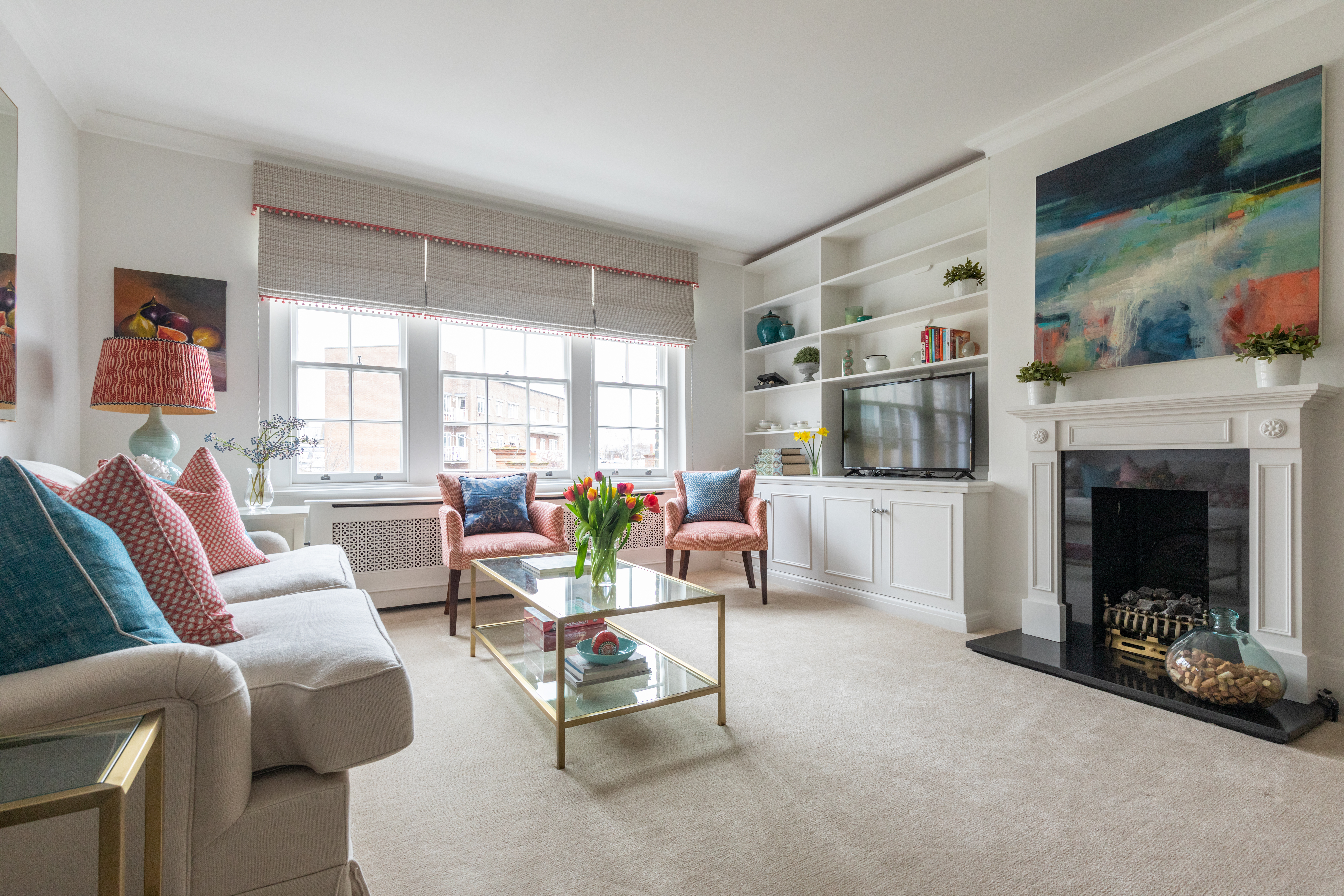Apartment Helm Hawker South Kensington: Luxury 1-Bedroom Apartment with Spa and Fireplace, South Kensington