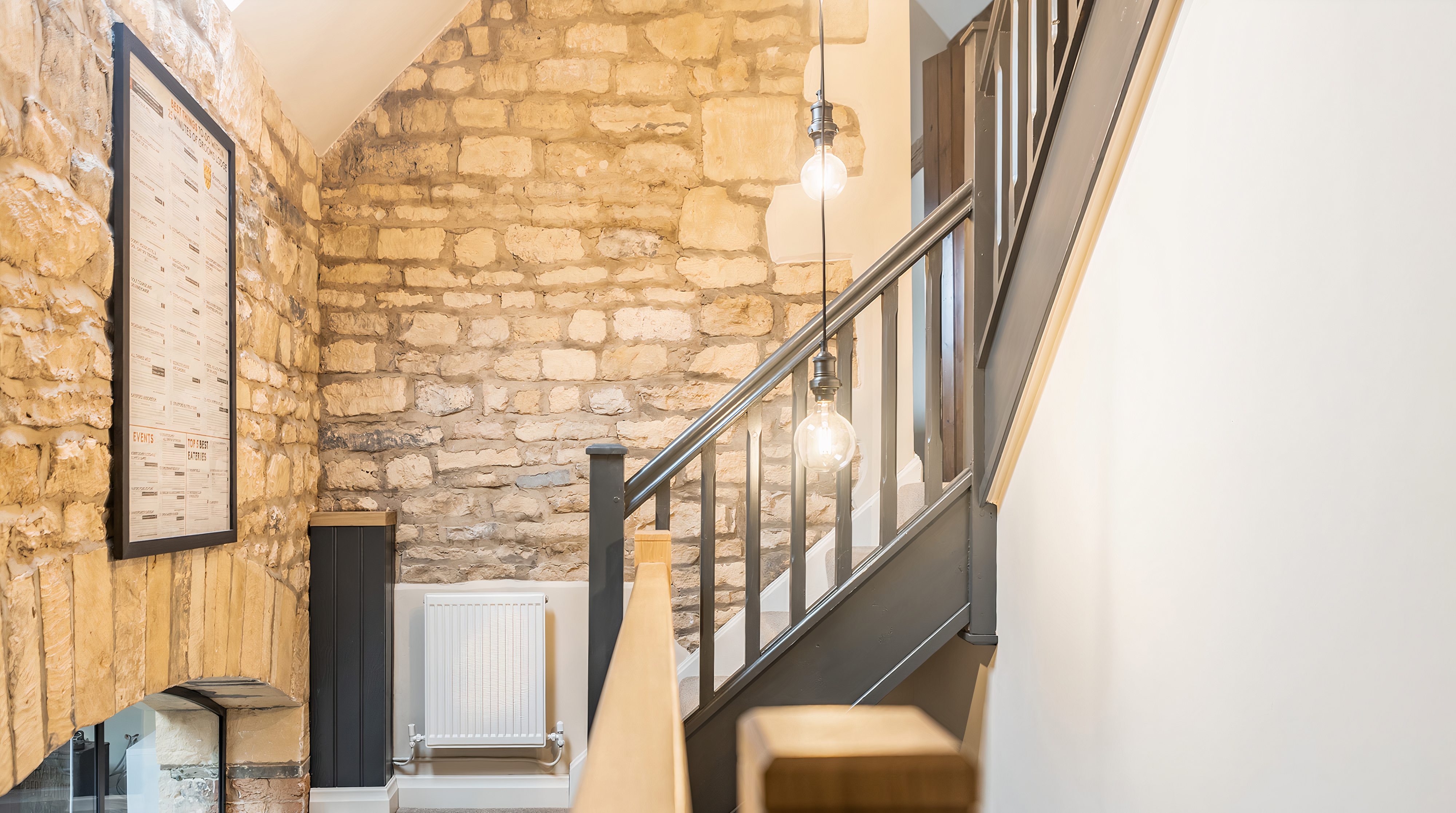 Apartment Helm Hawkington Stow-on-the-Wold: Charming 3-Bedroom Apartment with Spa and Private Parking, Stow-on-the-Wold