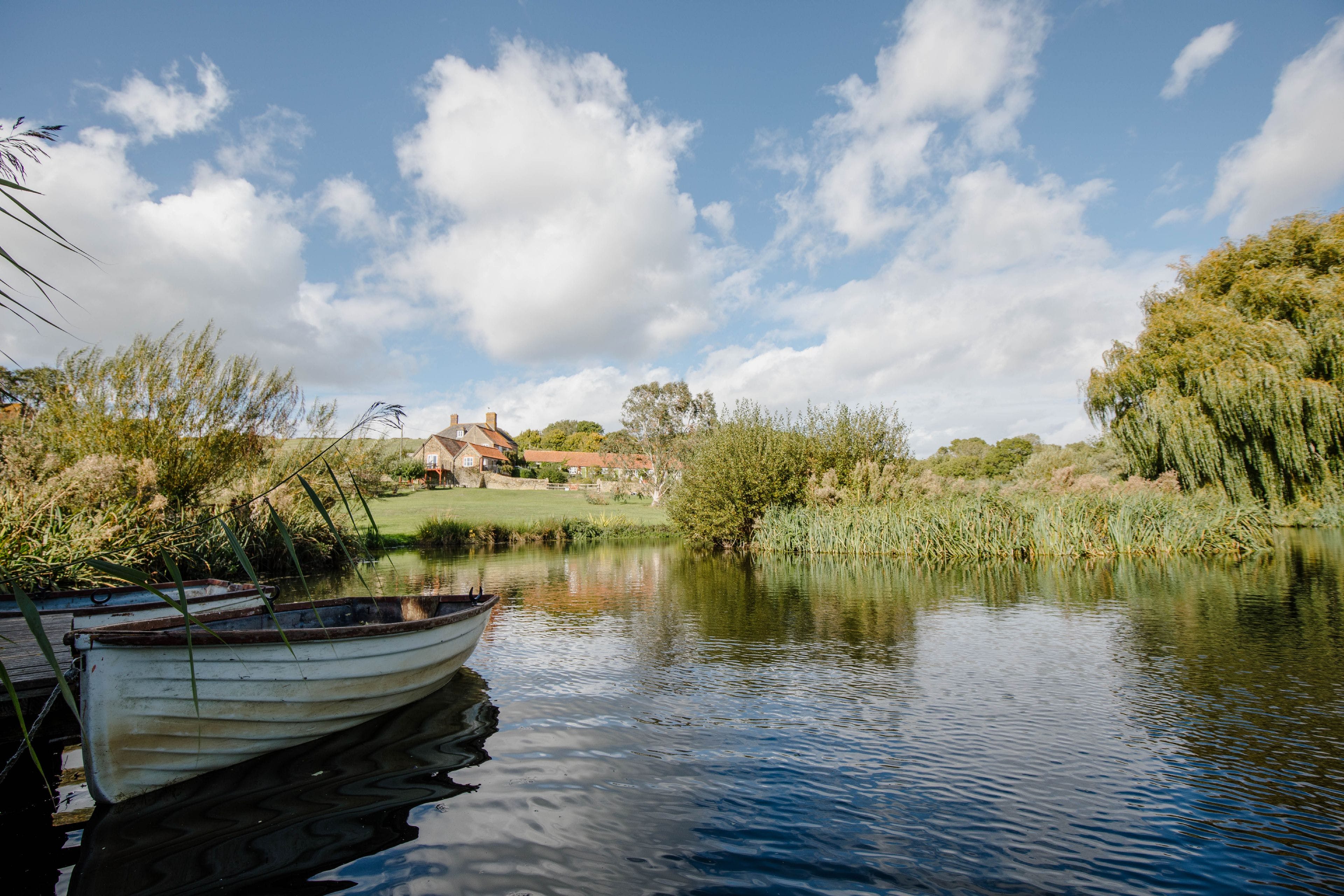 Apartment Helm Heather Bothenhampton Bridport: Luxury 2-Bedroom Apartment with Seaview and Countryside, Bridport