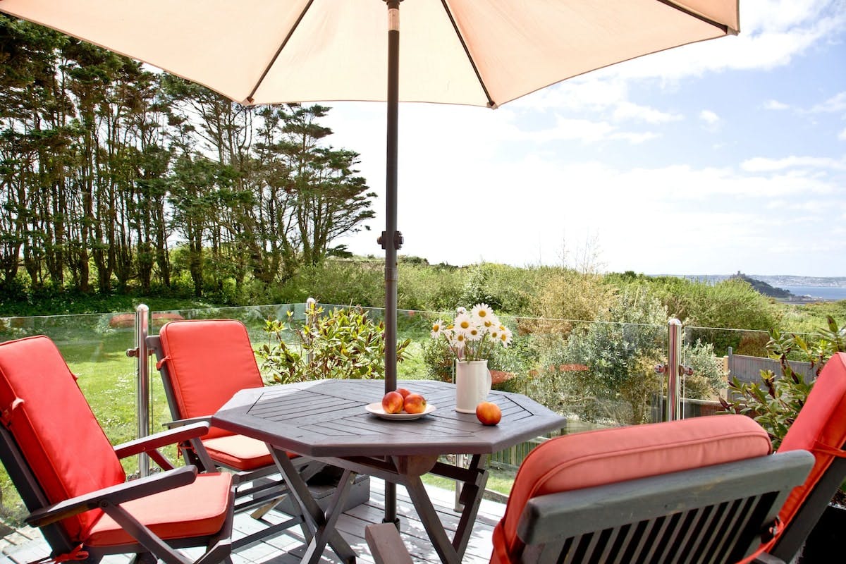 Apartment Helm Heather Marazion Penzance: Luxury 2-Bedroom Apartment with Sea Views and Spa Near Marazion, Penzance