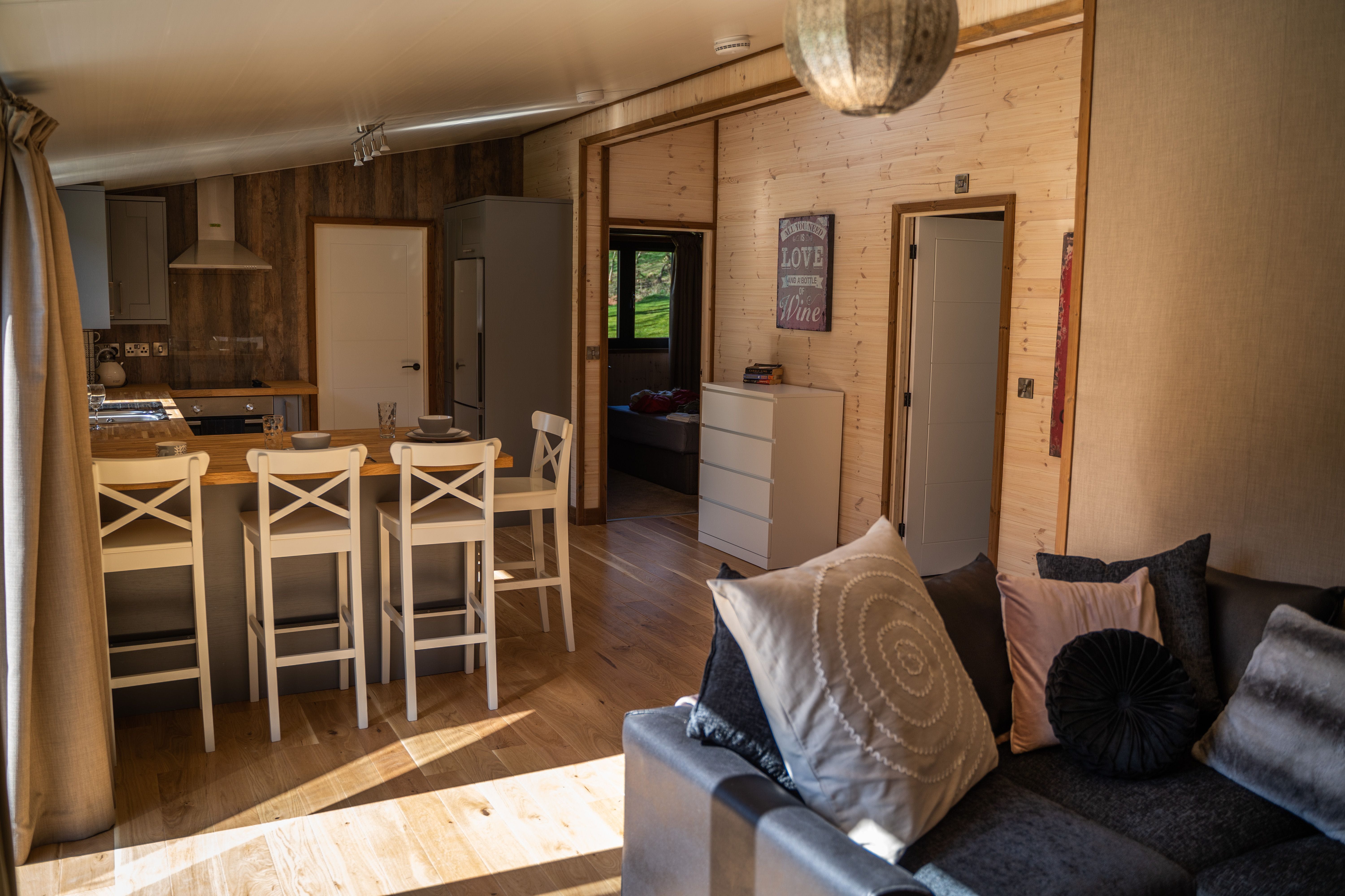 Apartment Helm Heather Perry Shropshire: Golf Villa Rental in Shropshire with Hot Tub, 3 Bedrooms, Countryside Setting