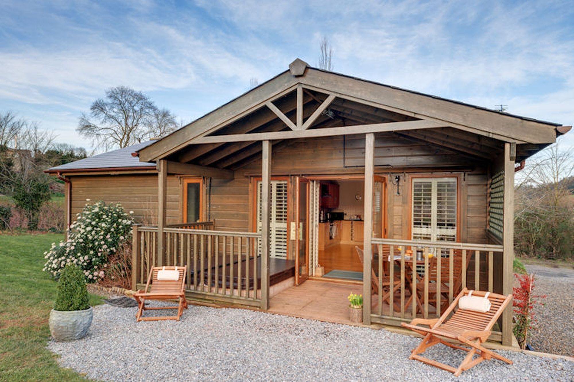 Apartment Helm Heather Topsham Exeter: Luxury 2-Bedroom Apartment with Hot Tub and Lake Views, Exeter