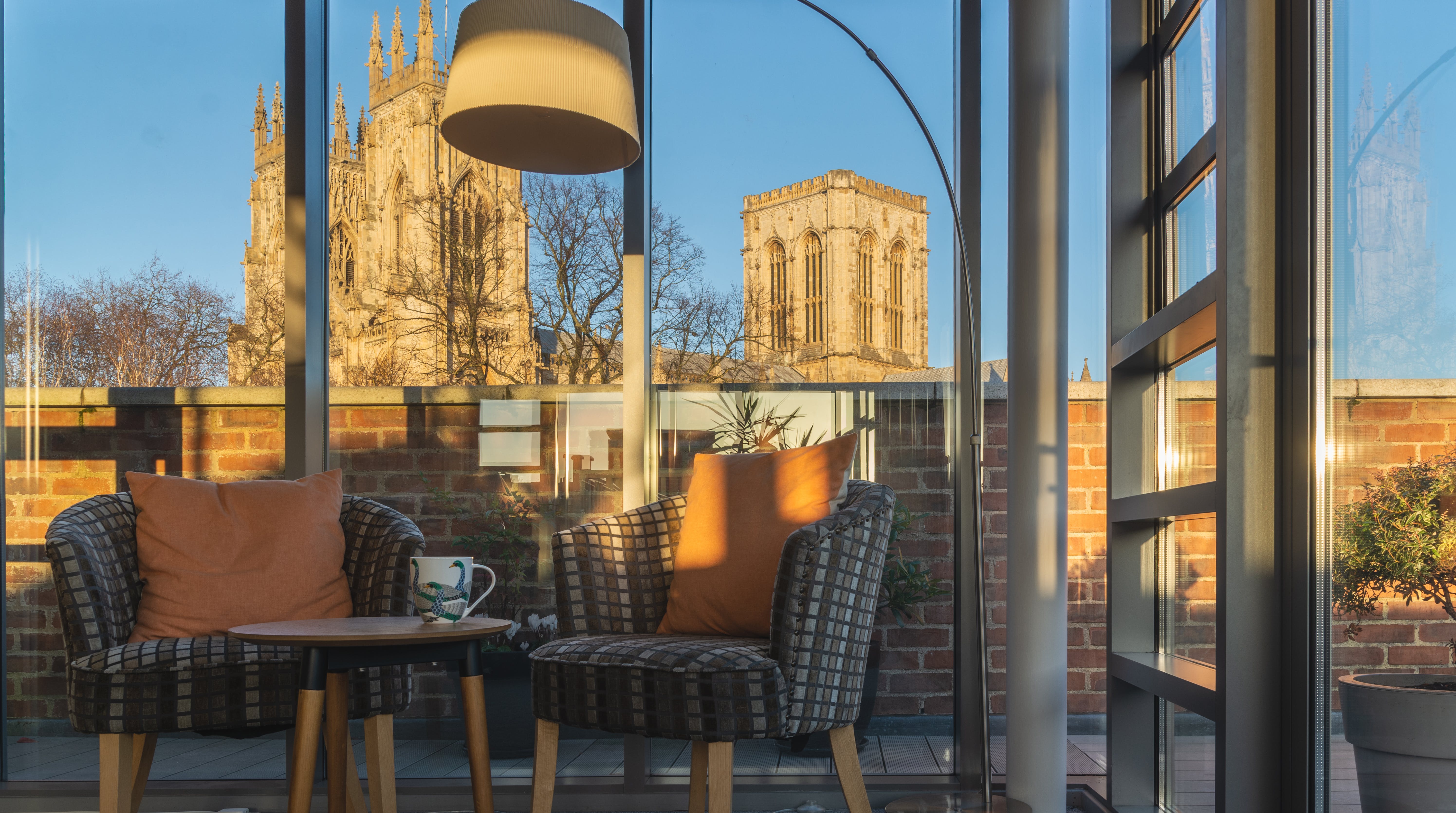 Apartment Helm Heather Walmgate York: Luxury 2-Bedroom Apartment with Spa Sauna and Parking, York City Centre