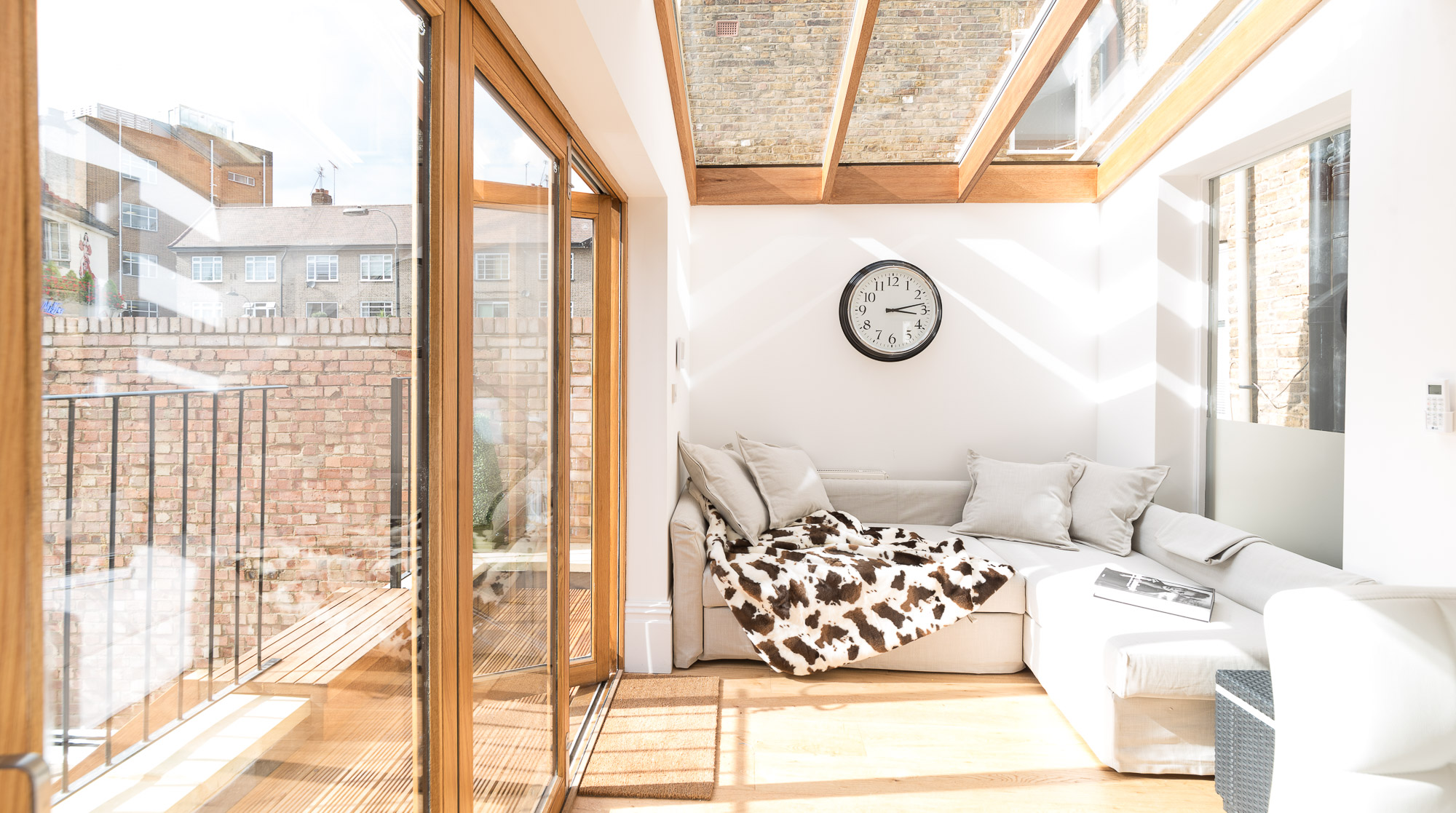 Apartment Helm Rowan Fulham 1759: Luxury 2-Bedroom Apartment with Spa and Terrace, Fulham London