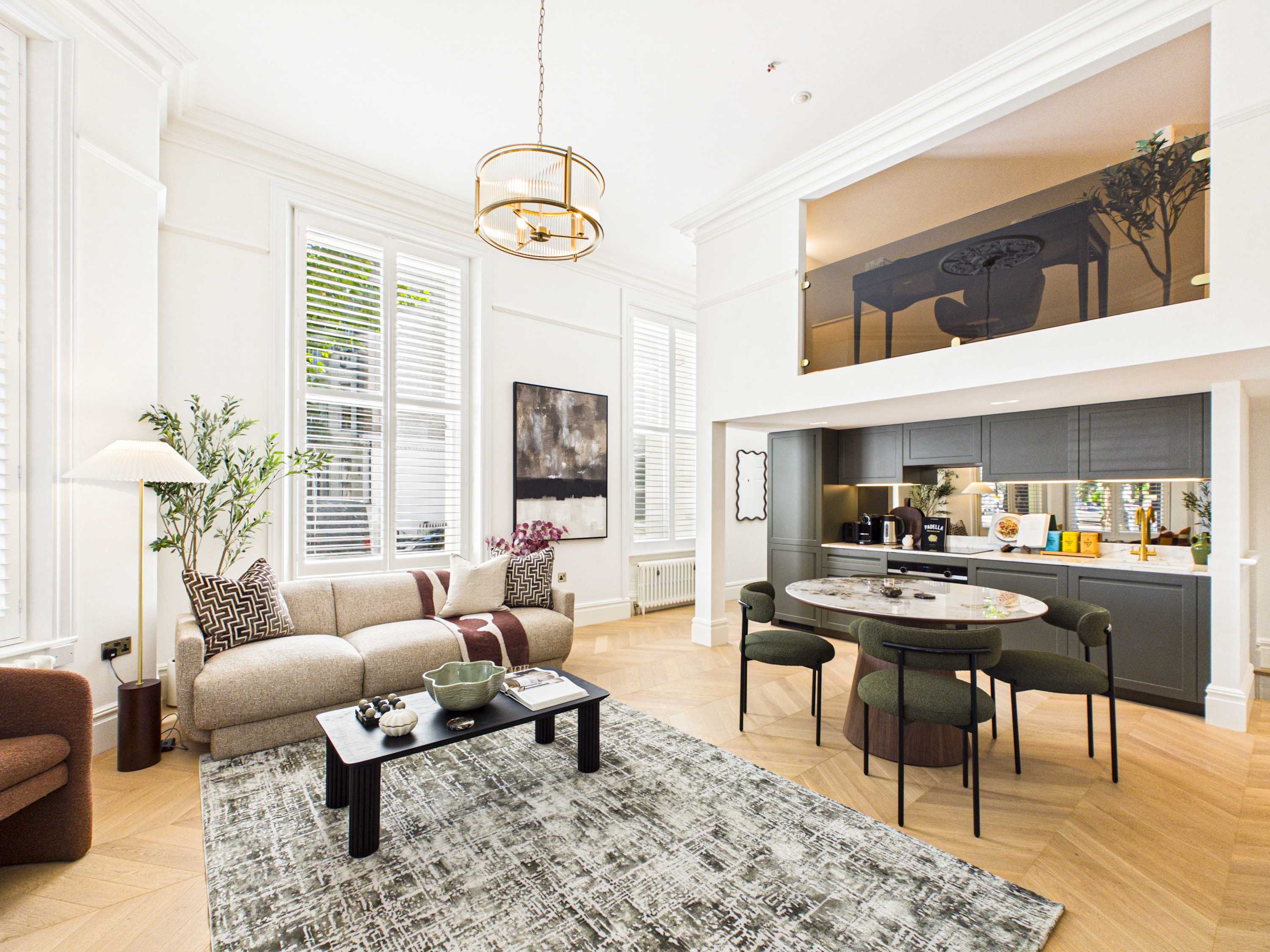 Apartment Helm Rowan Holland Park: Luxury 2-Bedroom Apartment with Spa and Parking, Holland Park London