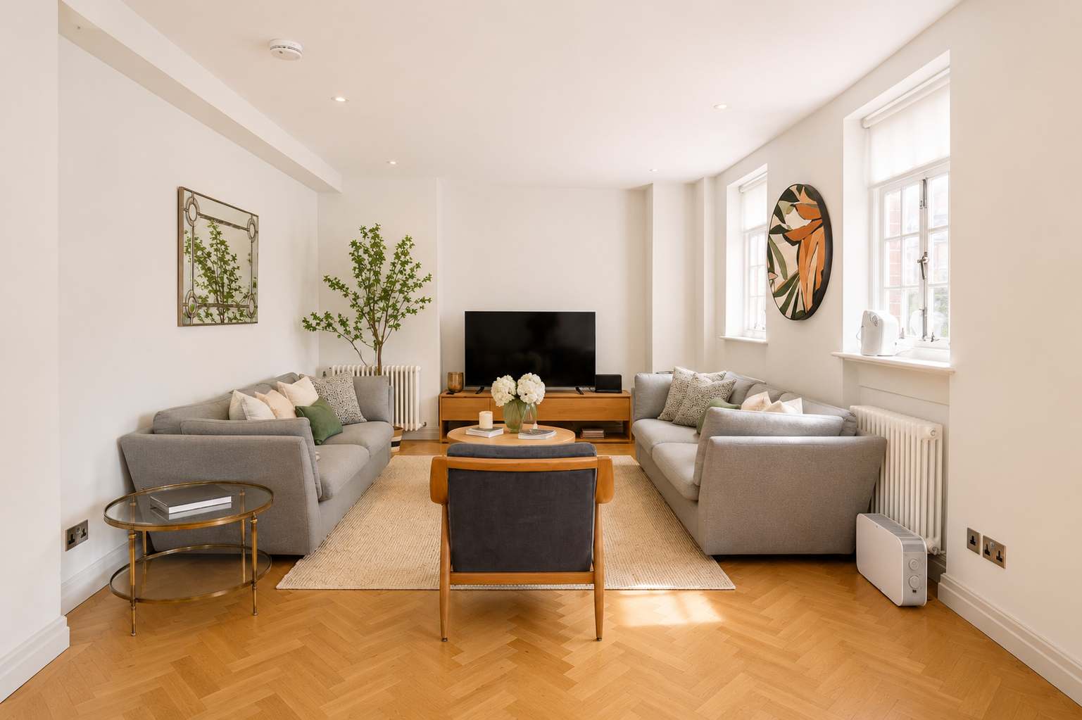 Apartment Helm Rowan Mayfair: Luxury 2-Bedroom Apartment with Spa and Private Parking, Mayfair London