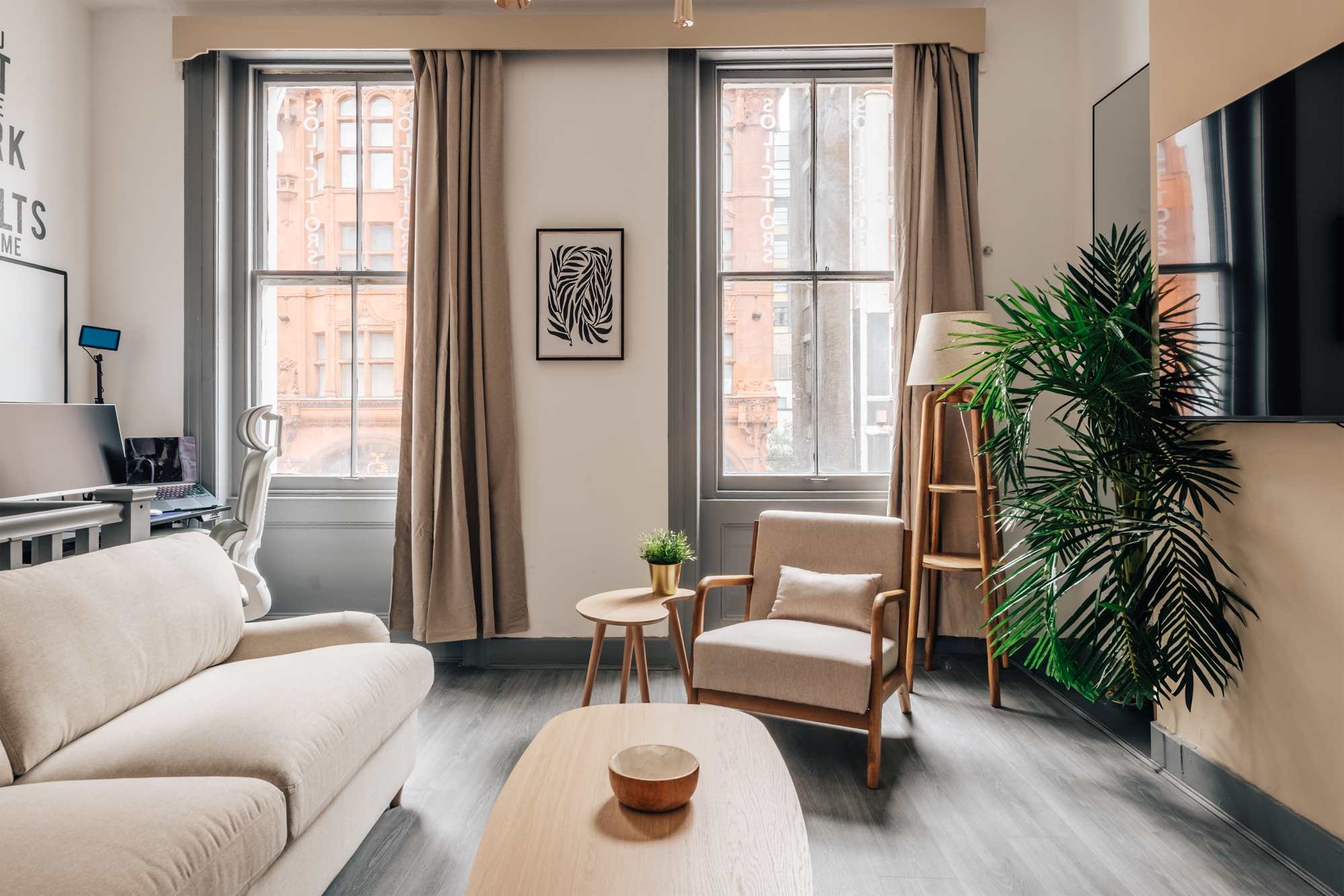 Apartment Helm Rowan Shoreditch: Luxury 2-Bedroom Apartment with Spa and Air-Con, Shoreditch London