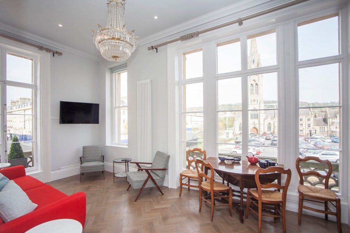 Apartment Helm Rowan Somerset 31634: Charming 2-Bedroom Apartment Rental with Modern Comforts in Somerset Bath