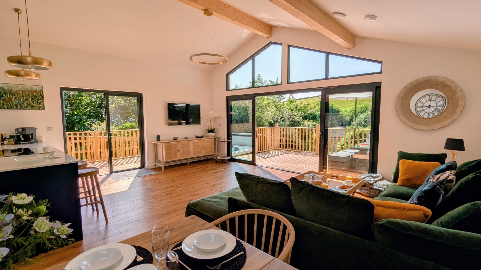 Cottage Helm Gidcott Devon: Luxury 3-Bedroom Cottage with Hot Tub and Sea Views, Devon