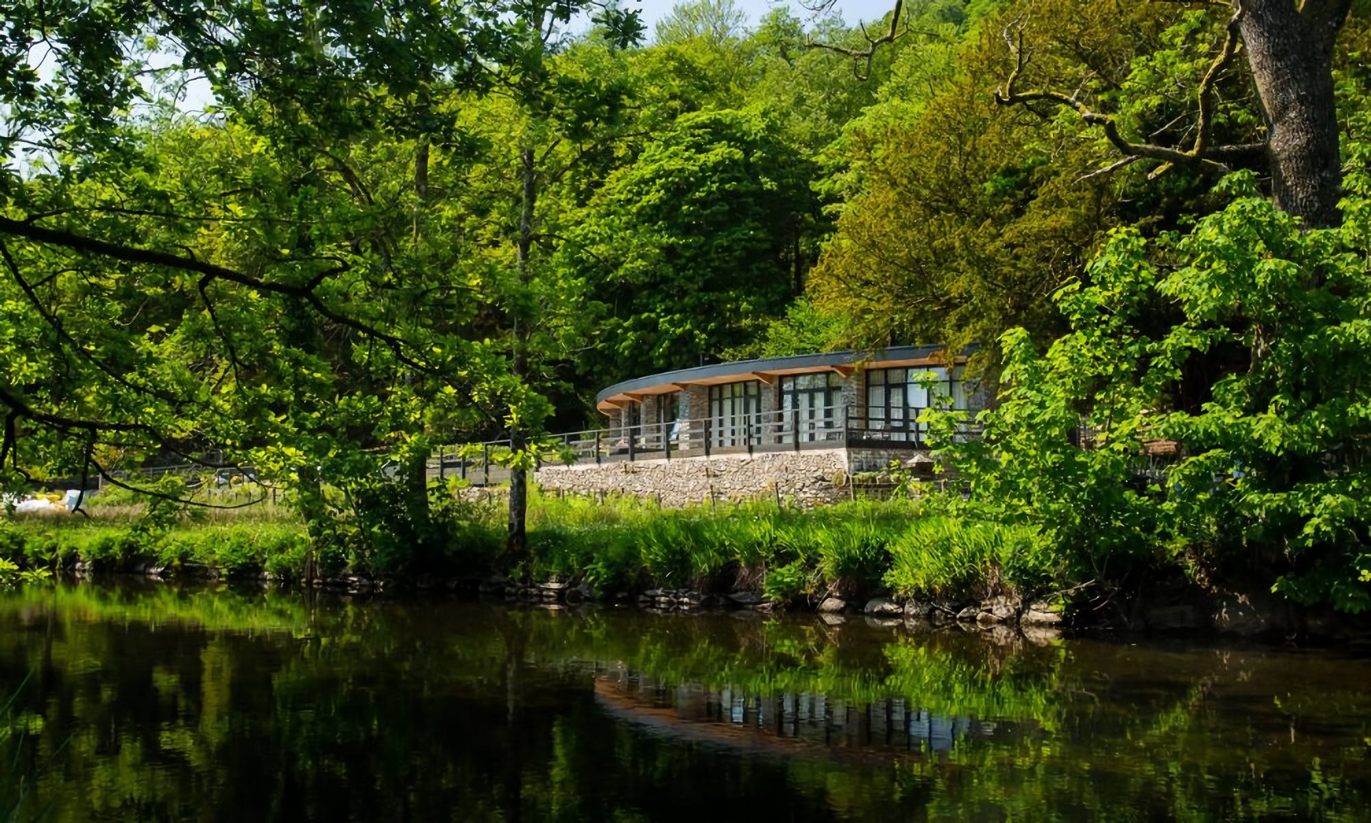 Cottage Helm Hawes Rothay: Charming 2-Bedroom Holiday Cottage with Spa and Private Parking, Lake District