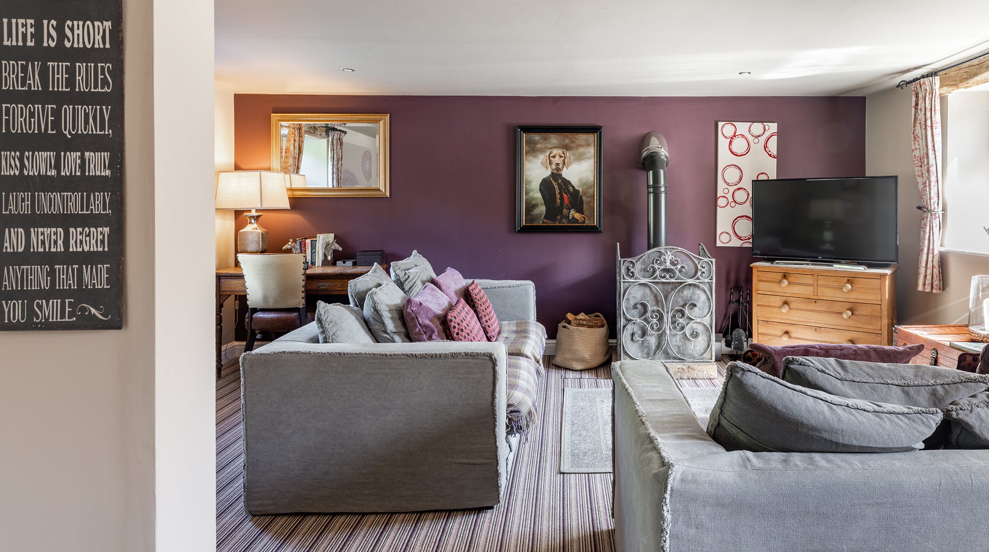Cottage Helm Heather Foolow: Charming 3-Bedroom Holiday Cottage with Countryside Views in Derbyshire
