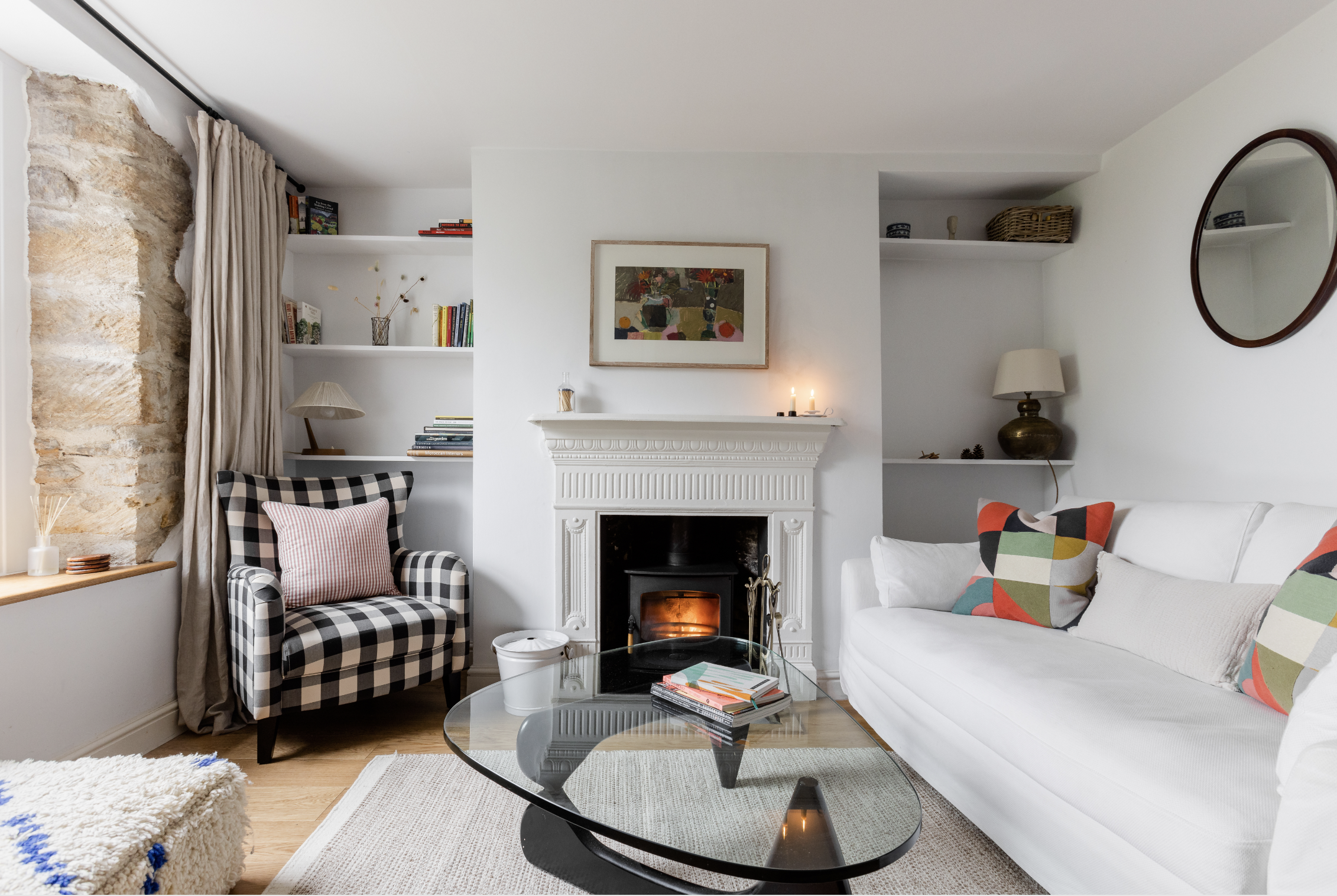Cottage Helm Rowan Amberley Gloucestershire: Charming 3-Bedroom Holiday Cottage with Countryside Views, Gloucestershire