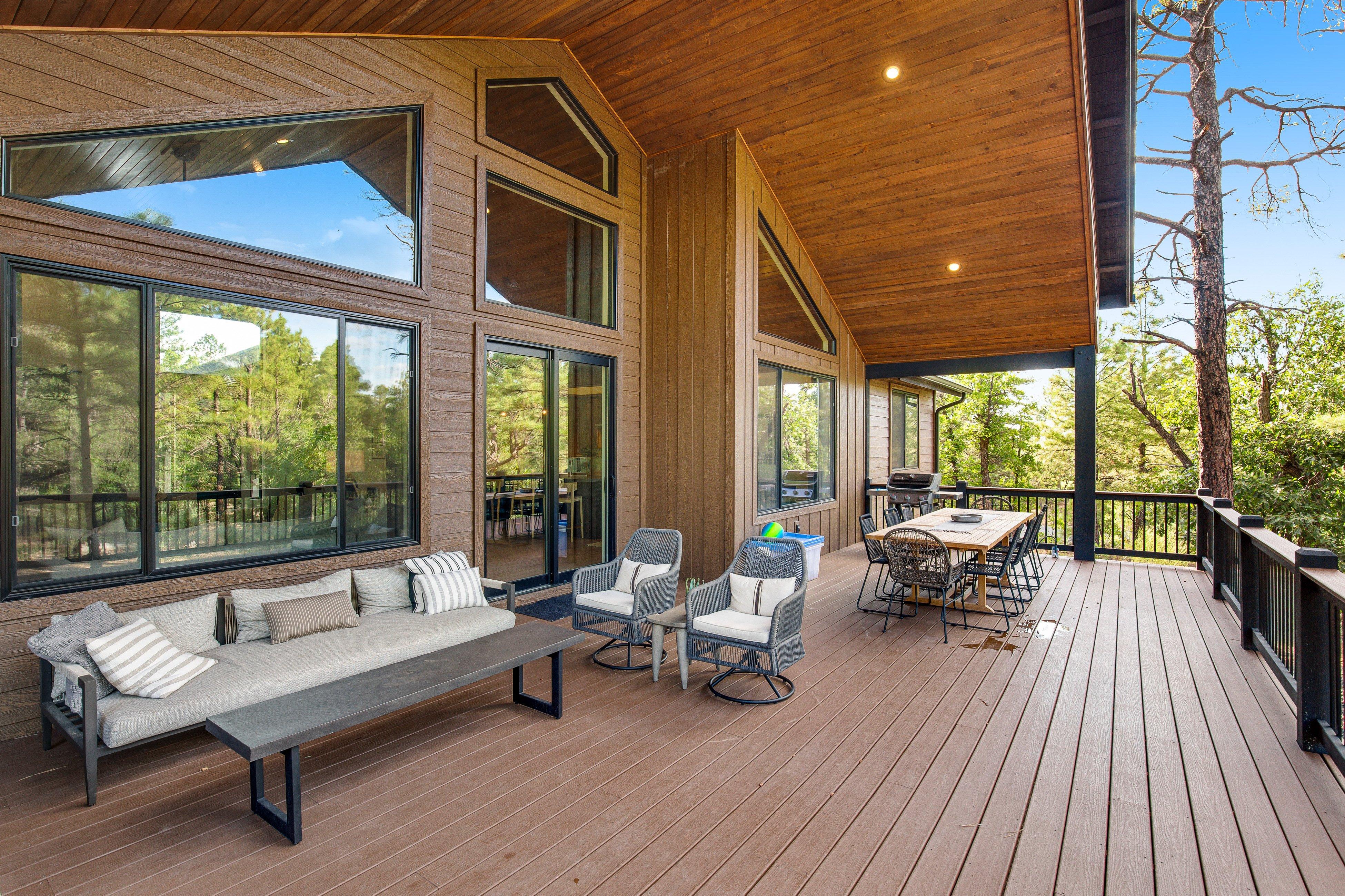Cottage Prasinos Hon-Dah Navajo: Luxury 5-Bedroom Cottage with Air-Con and Lake Access, Navajo County