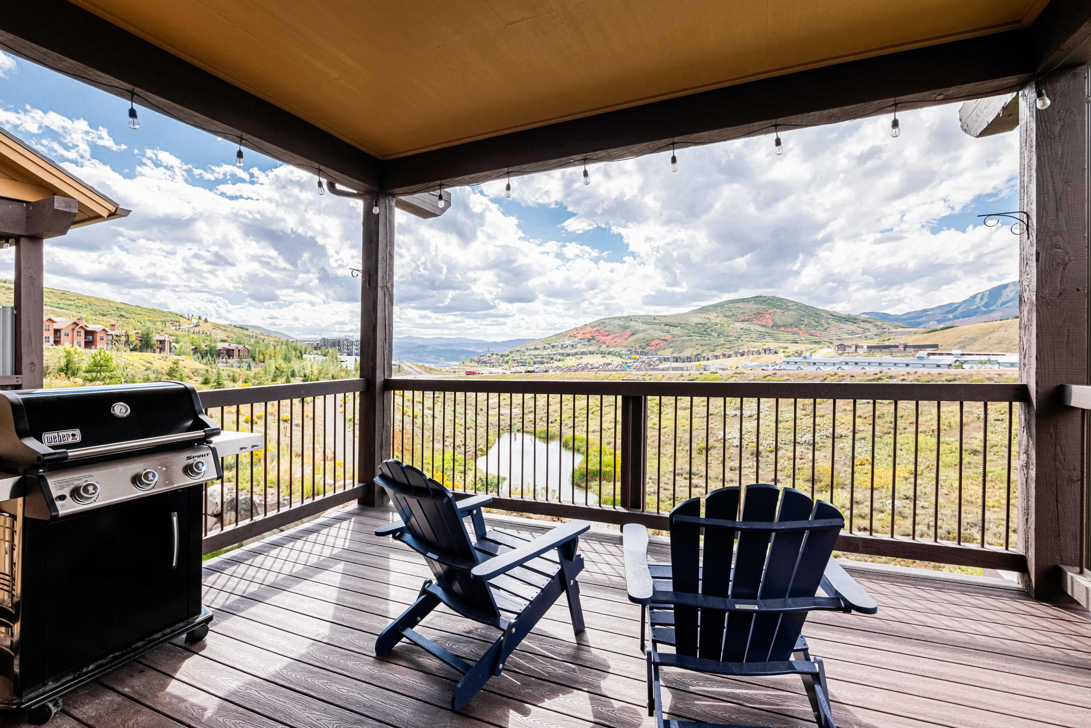 House Boreas McPolin Park City: Luxury 4-Bedroom House with Hot Tub and Mountain Views, Park City