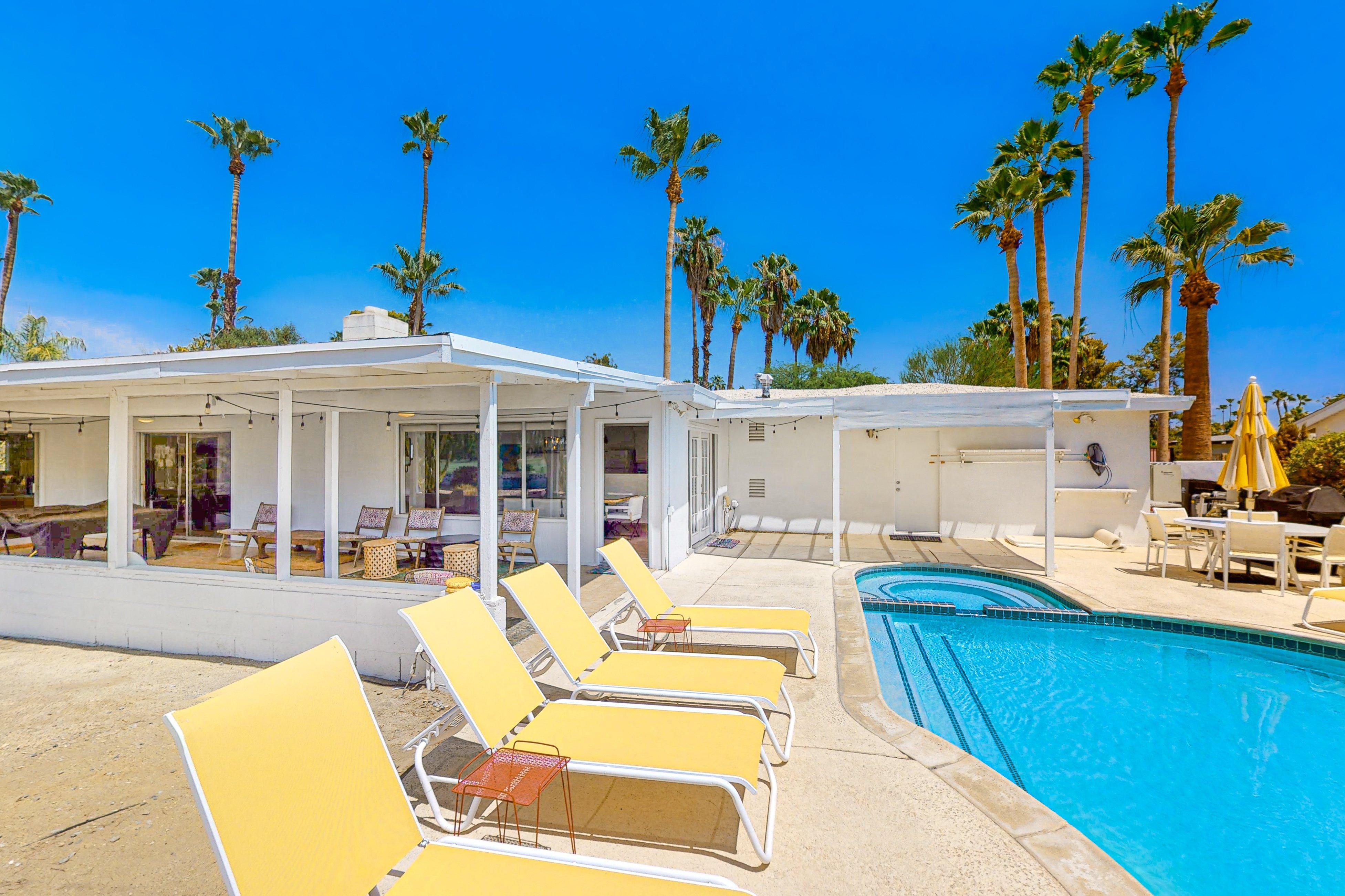 House Céladon Bogert Palm Springs: Luxury 3-Bedroom Villa with Private Pool and Mountain Views, Palm Springs