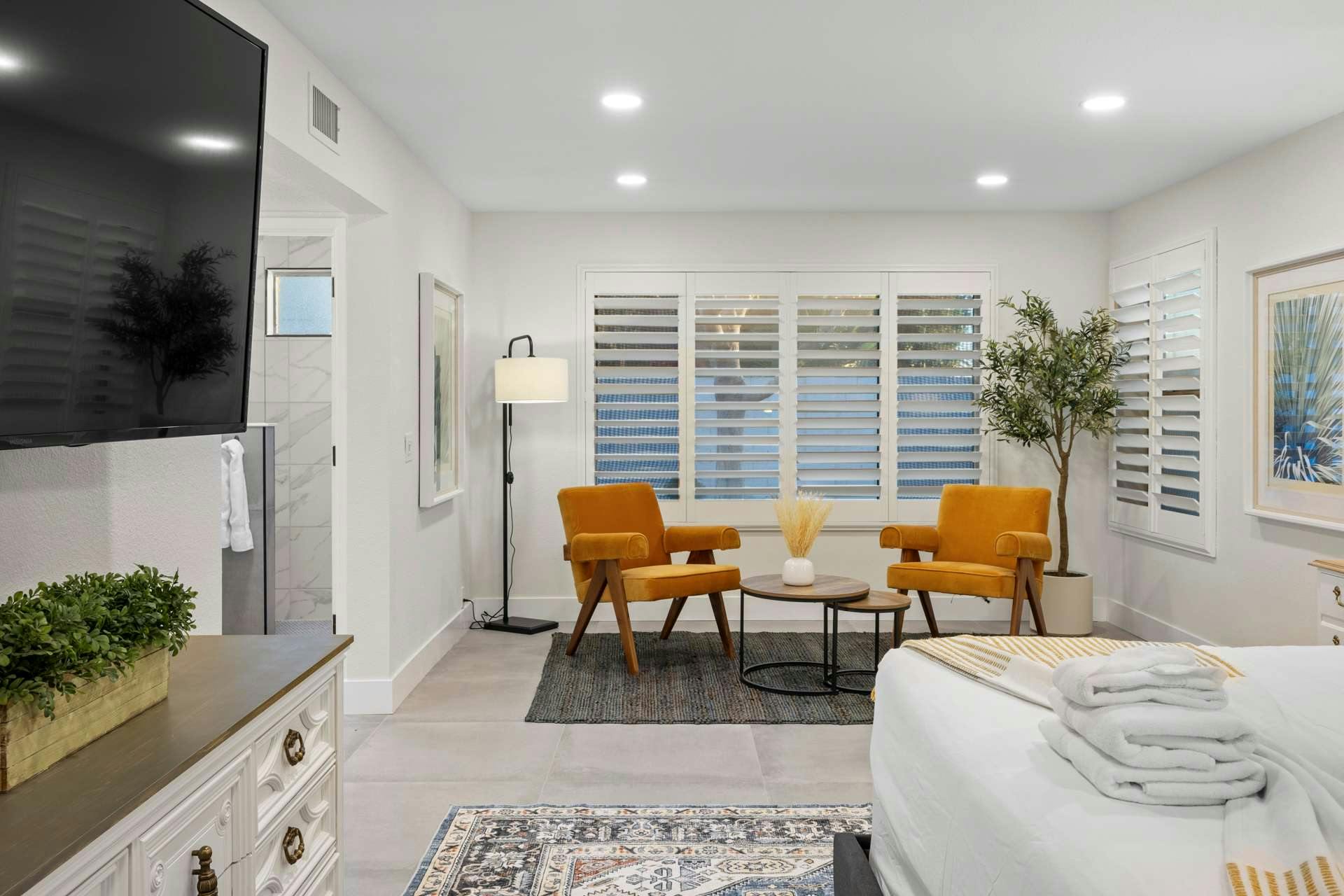 House Chrysos Arcadia Paradise Valley: Luxury 4-Bedroom Villa with Private Pool and Tennis Court, Phoenix