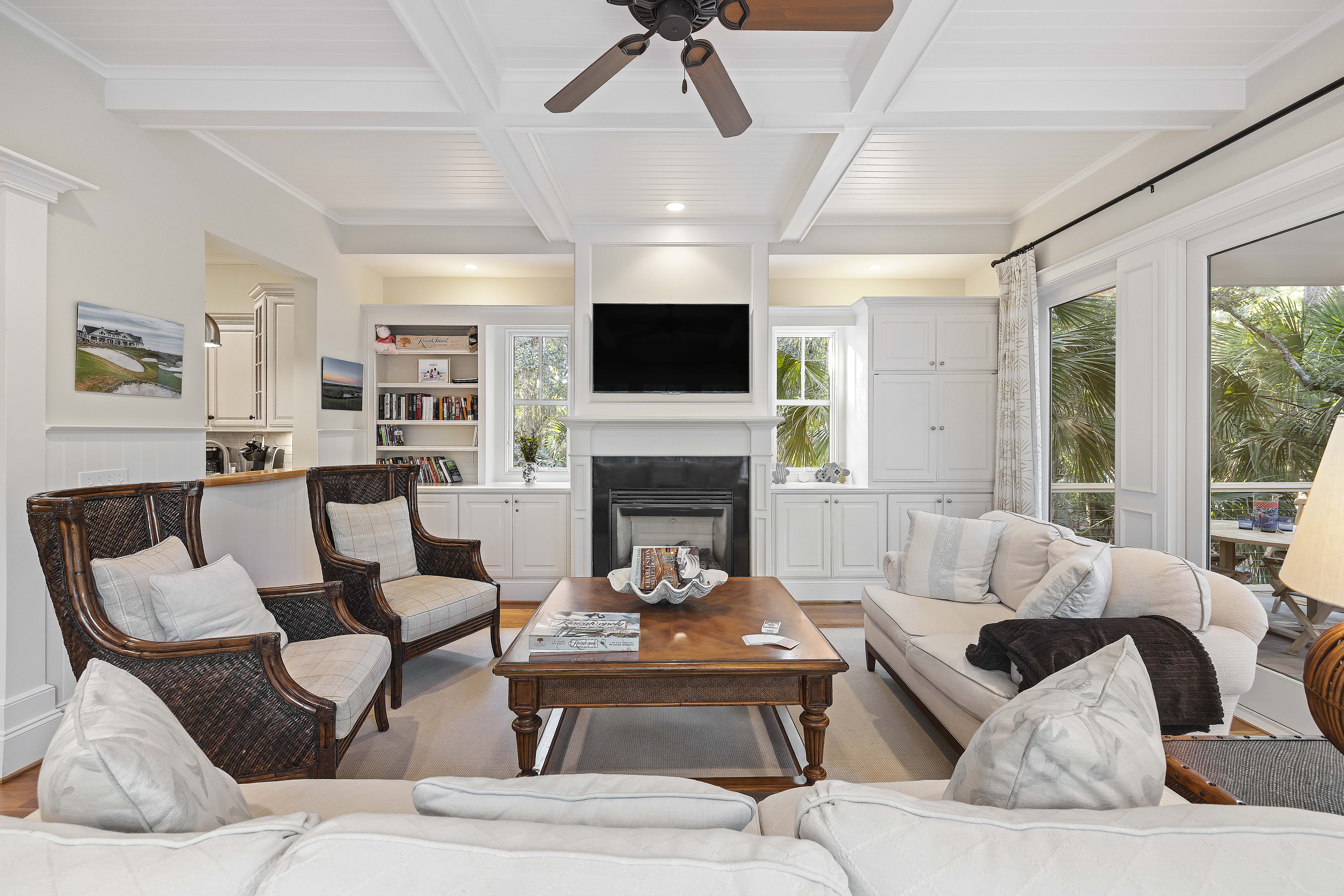House Chrysos Bohicket Johns Island: Luxury 4-Bedroom House with Private Pool and Sea Views, Johns Island