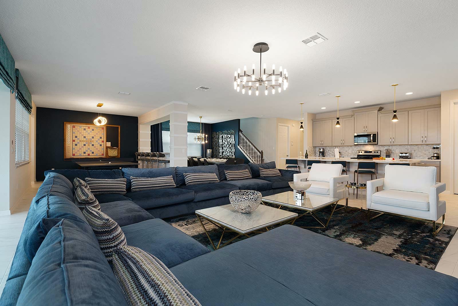 House Chrysos Kissimmee Osceola: Luxury 8-Bedroom Villa with Private Pool and Hot Tub, Osceola County