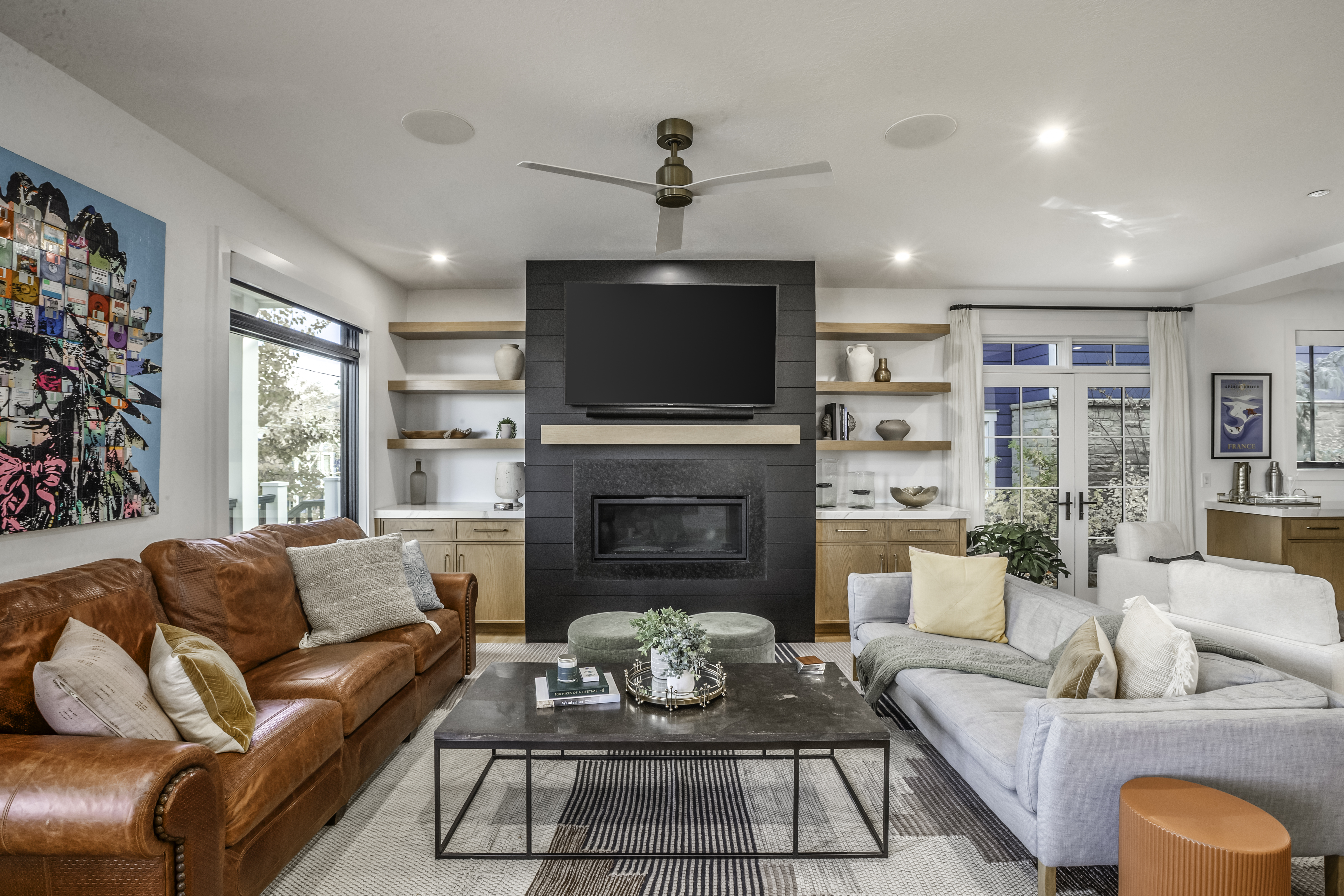 House Chrysos McPolin Park City: Luxury 4-Bedroom Ski Chalet with Hot Tub and Fireplace, Park City