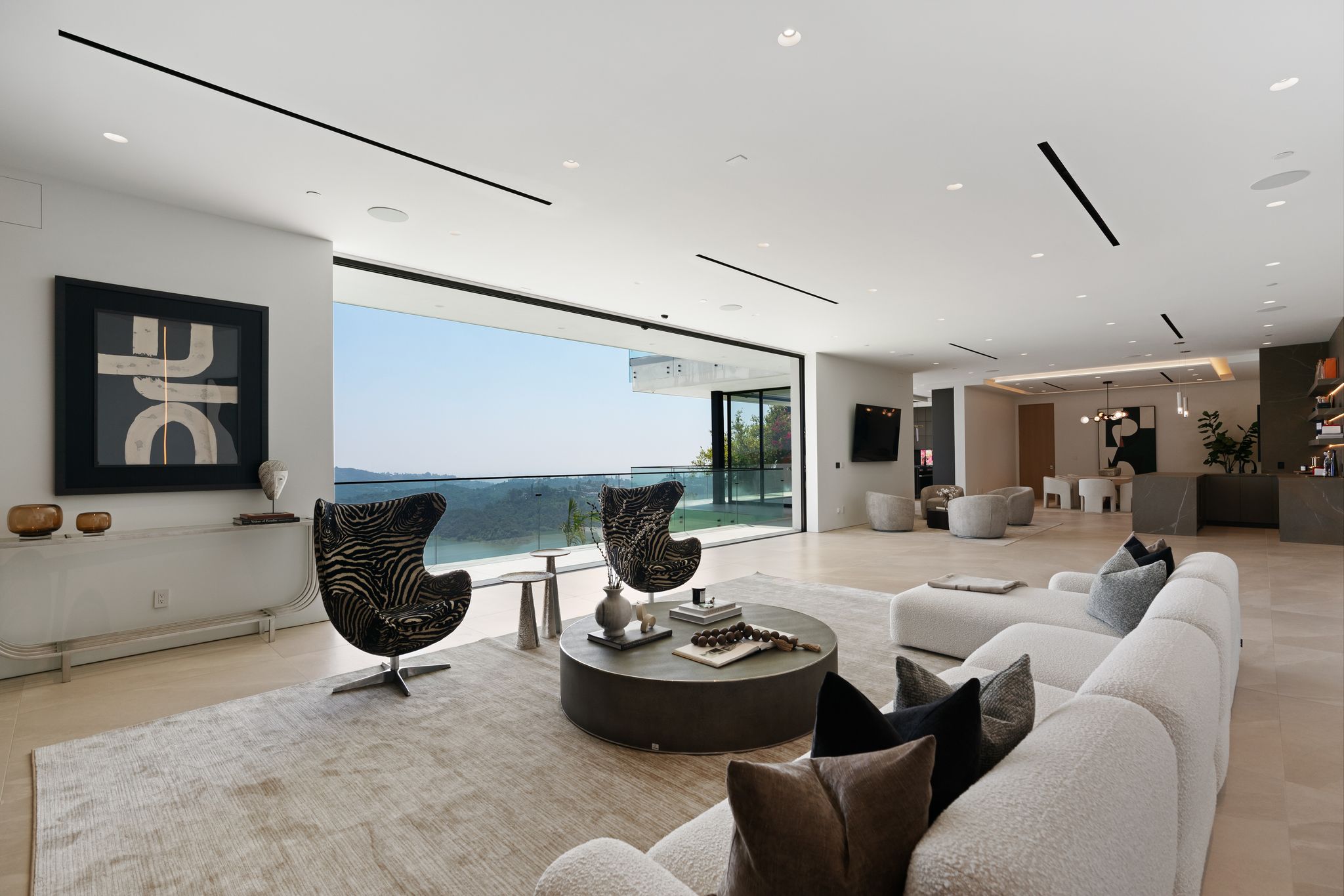 House Chrysos Mulholland Bel Air: Luxury 7-Bedroom House with Pool and Spa, Bel Air Los Angeles