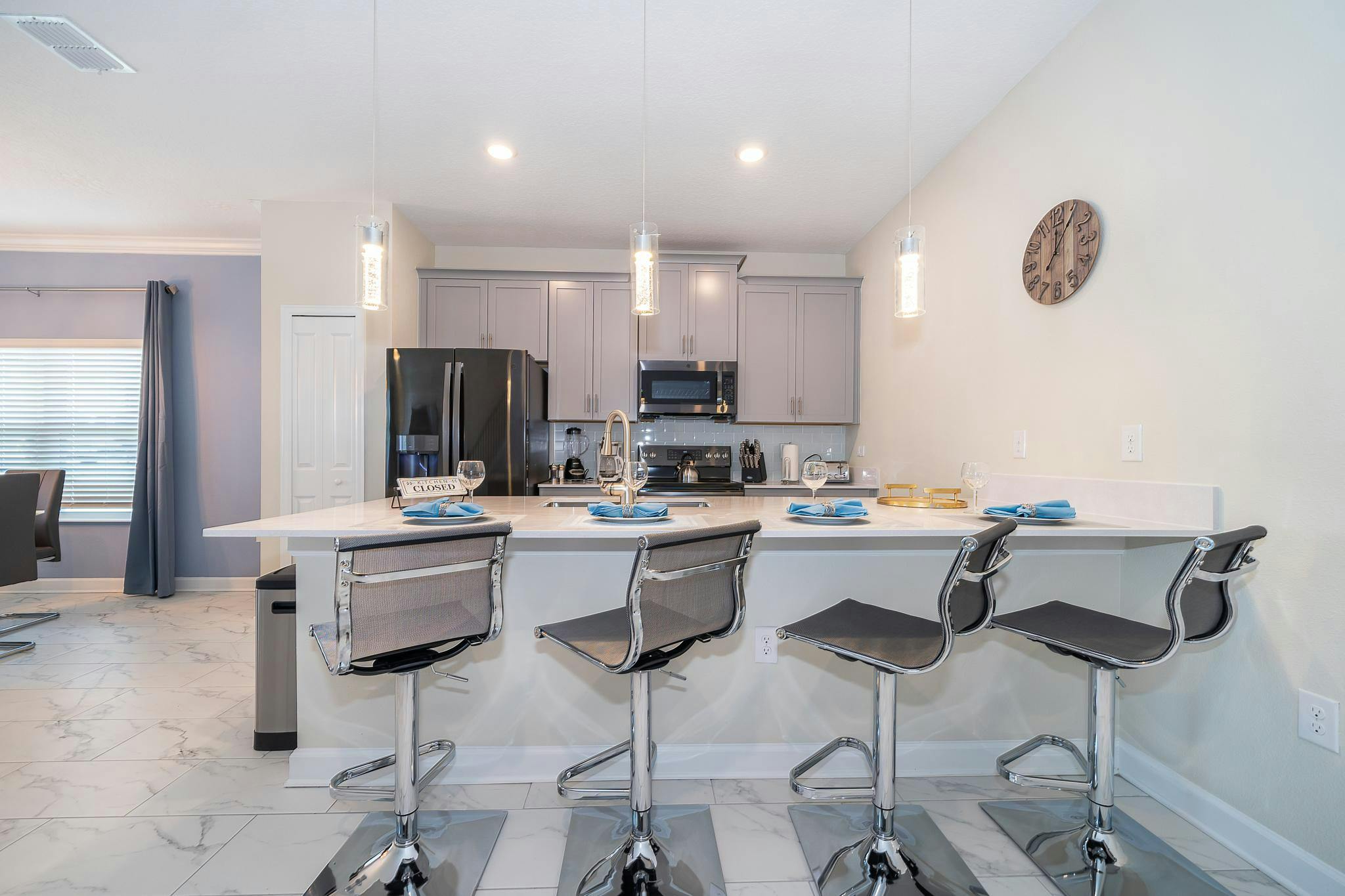 House Chrysos Poinciana ChampionsGate: Luxury 4-Bedroom House with Private Pool and Tennis Court, Osceola County