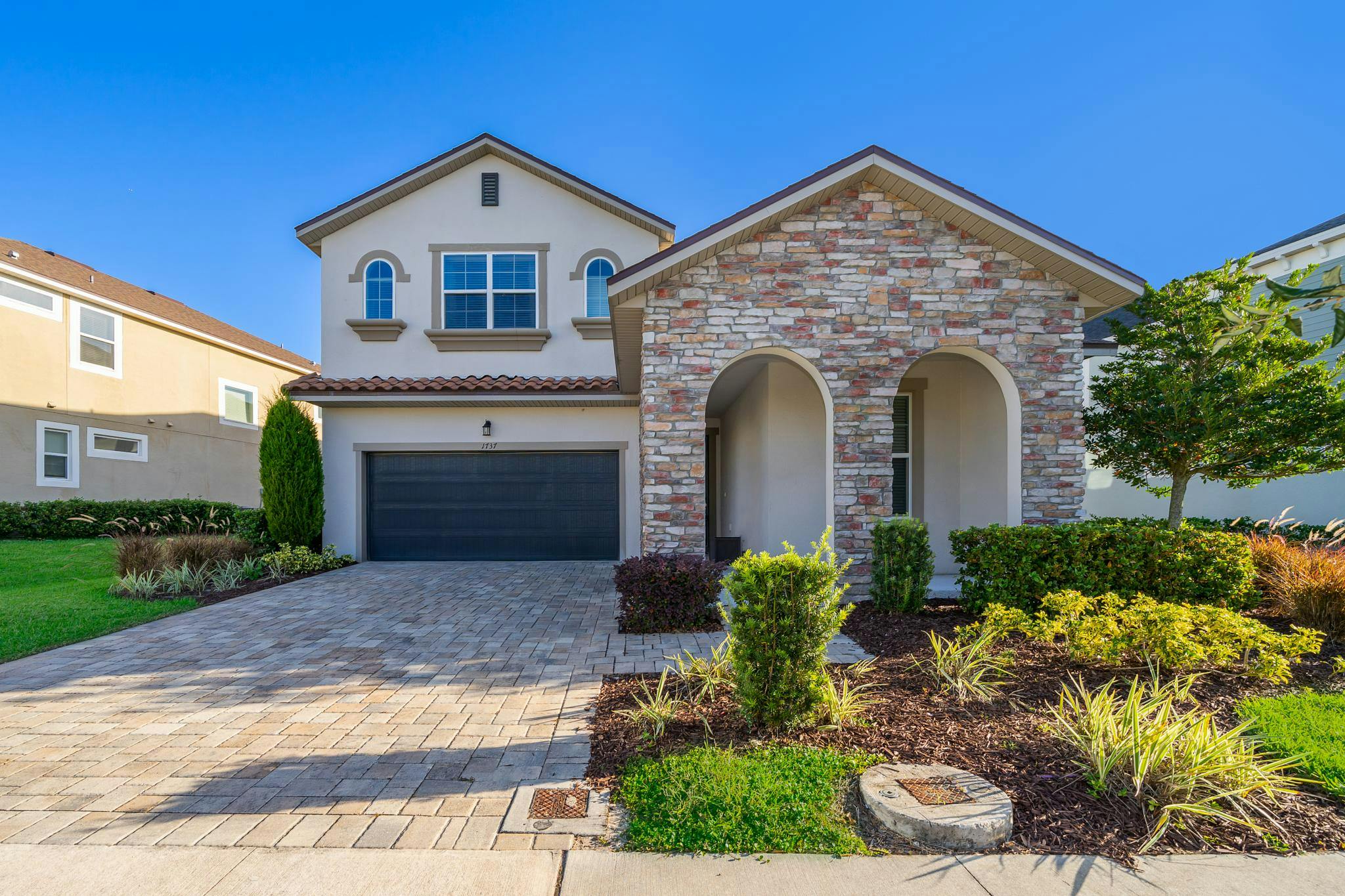 House Chrysos Poinciana Kissimmee: Luxury 5-Bedroom House with Private Pool and Gym, Osceola County