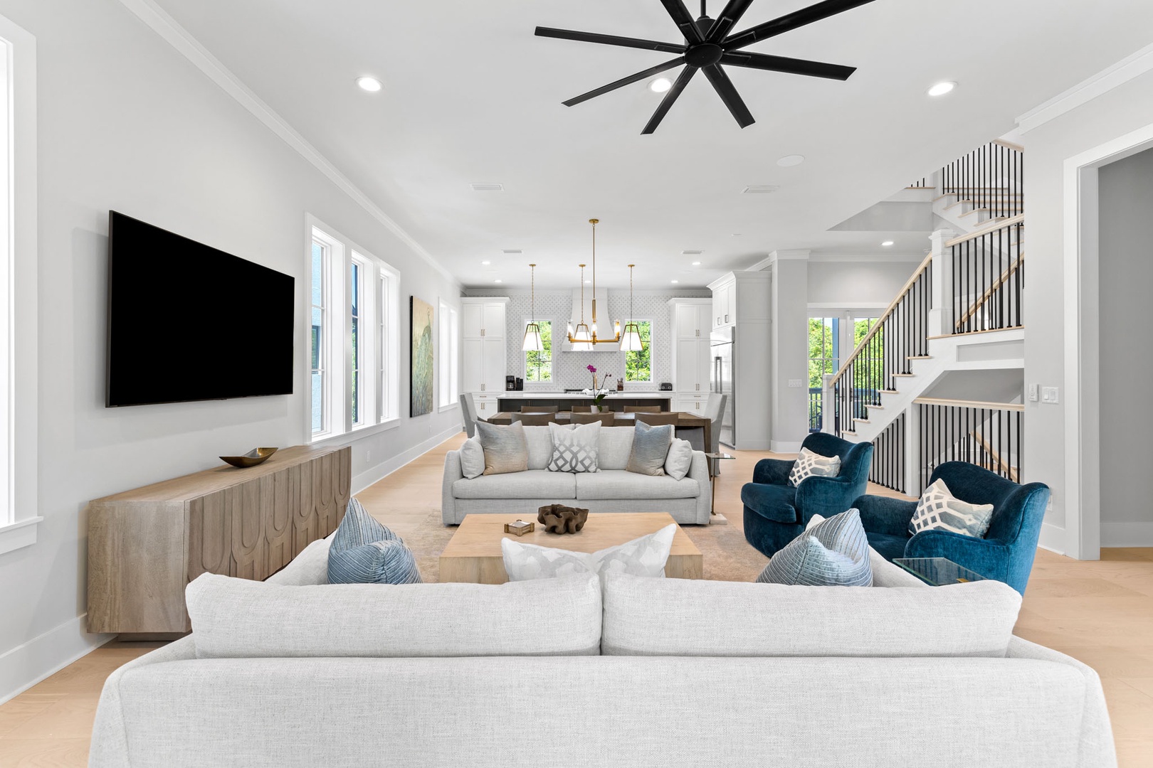 House Chrysos Topsail Santa Rosa: Luxury 5-Bedroom Villa with Private Pool and Seaviews, Walton County Florida