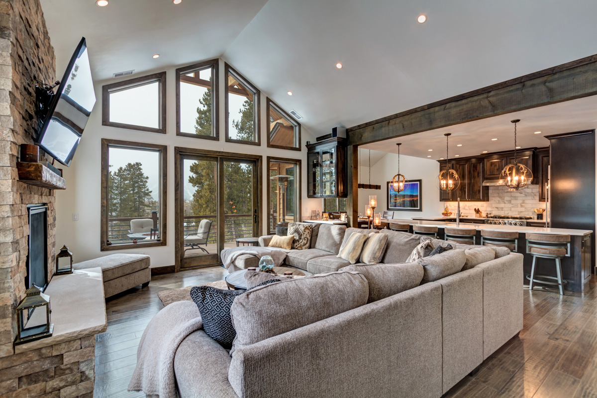 House Favonio Boreas Breckenridge: Luxury 5-Bedroom Villa with Hot Tub and Fireplace, Breckenridge
