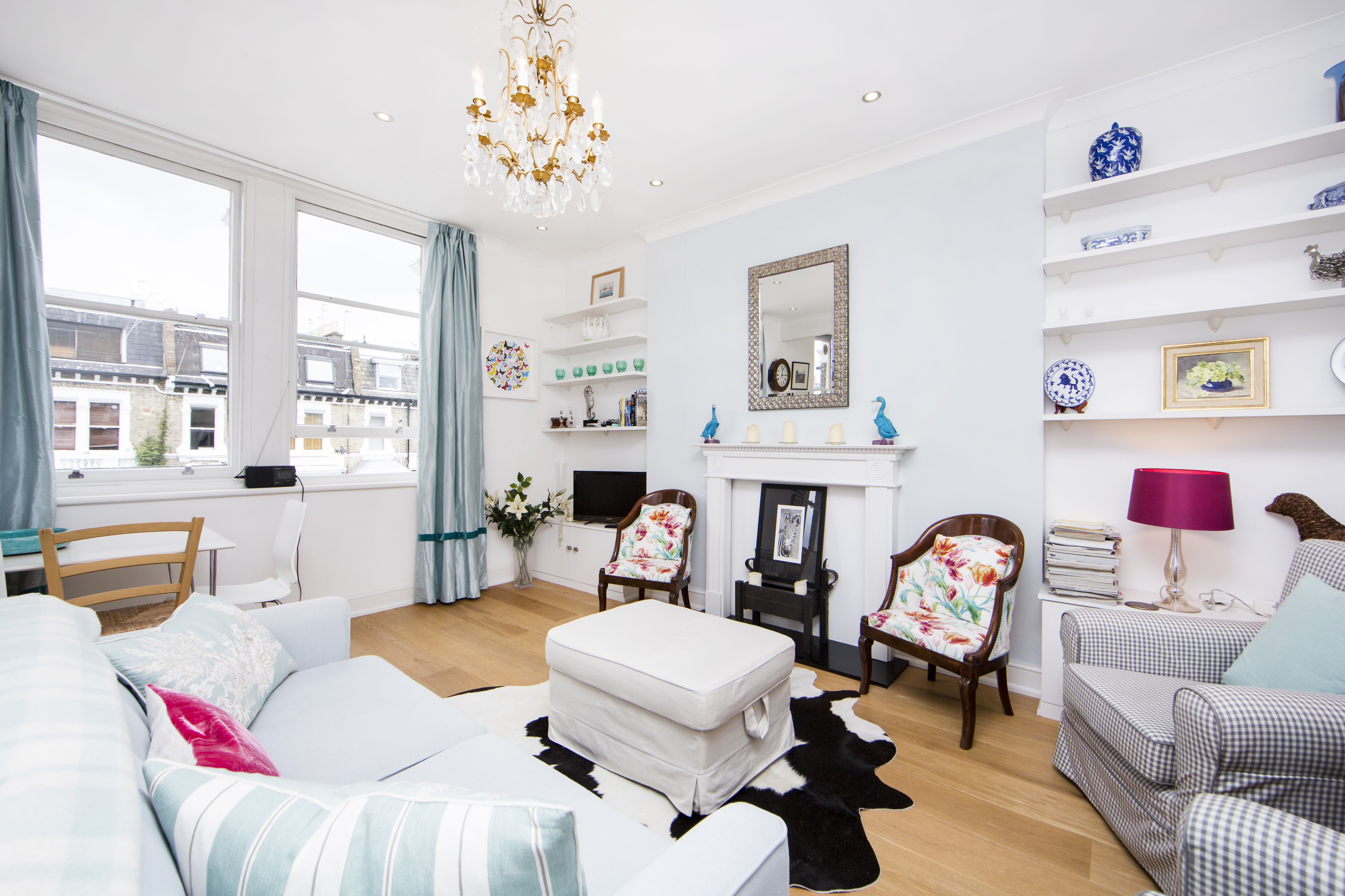 House Gregale Hammersmith Brook Green: Luxury 2-Bedroom Apartment with Spa and Private Parking, Brook Green London