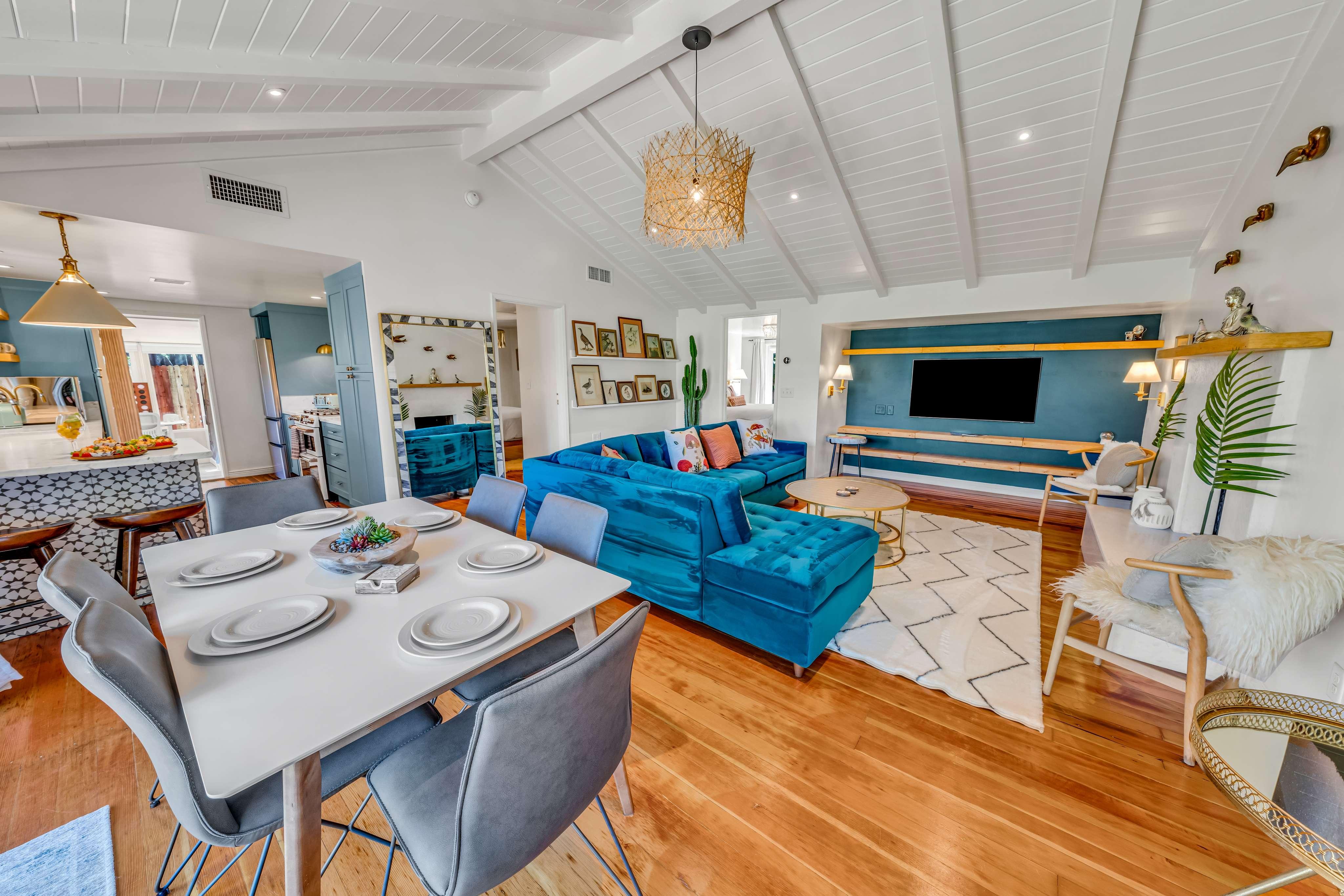 House Harmattan Bell Rock Sedona: Luxury 2-Bedroom Villa with Hot Tub and Sauna in Sedona, Yavapai County