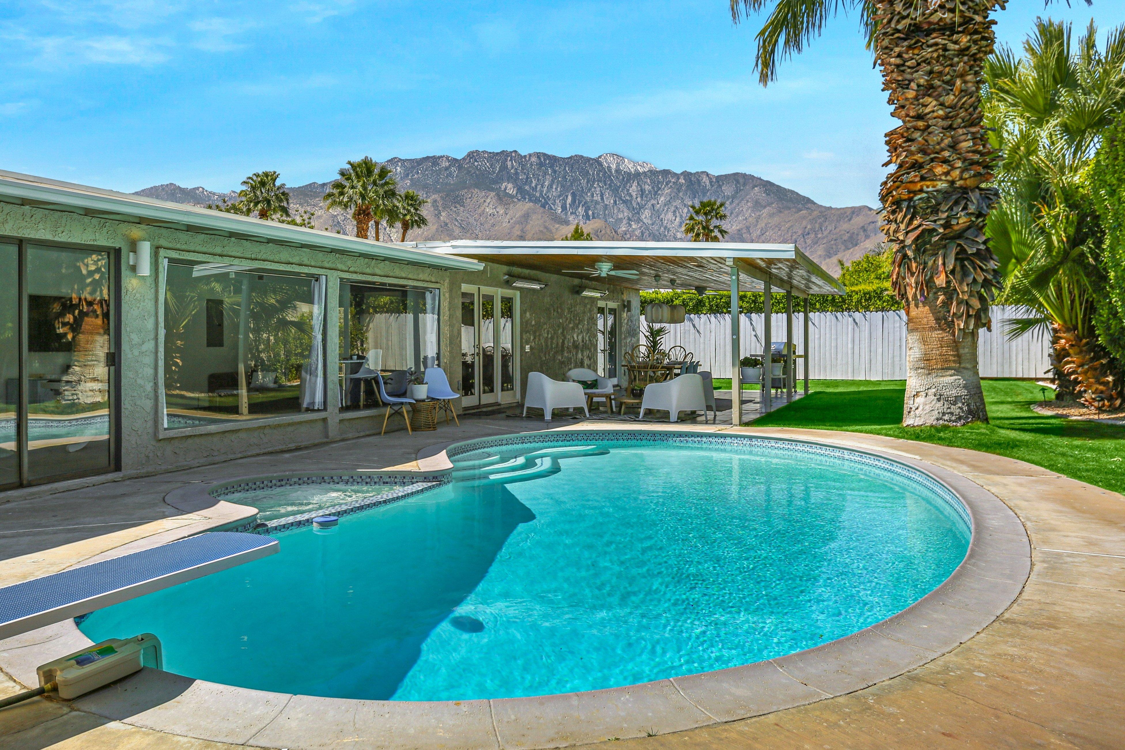 House Harmattan Tahquitz Palm Springs: Luxury 3-Bedroom Villa with Pool and Hot Tub, Palm Springs