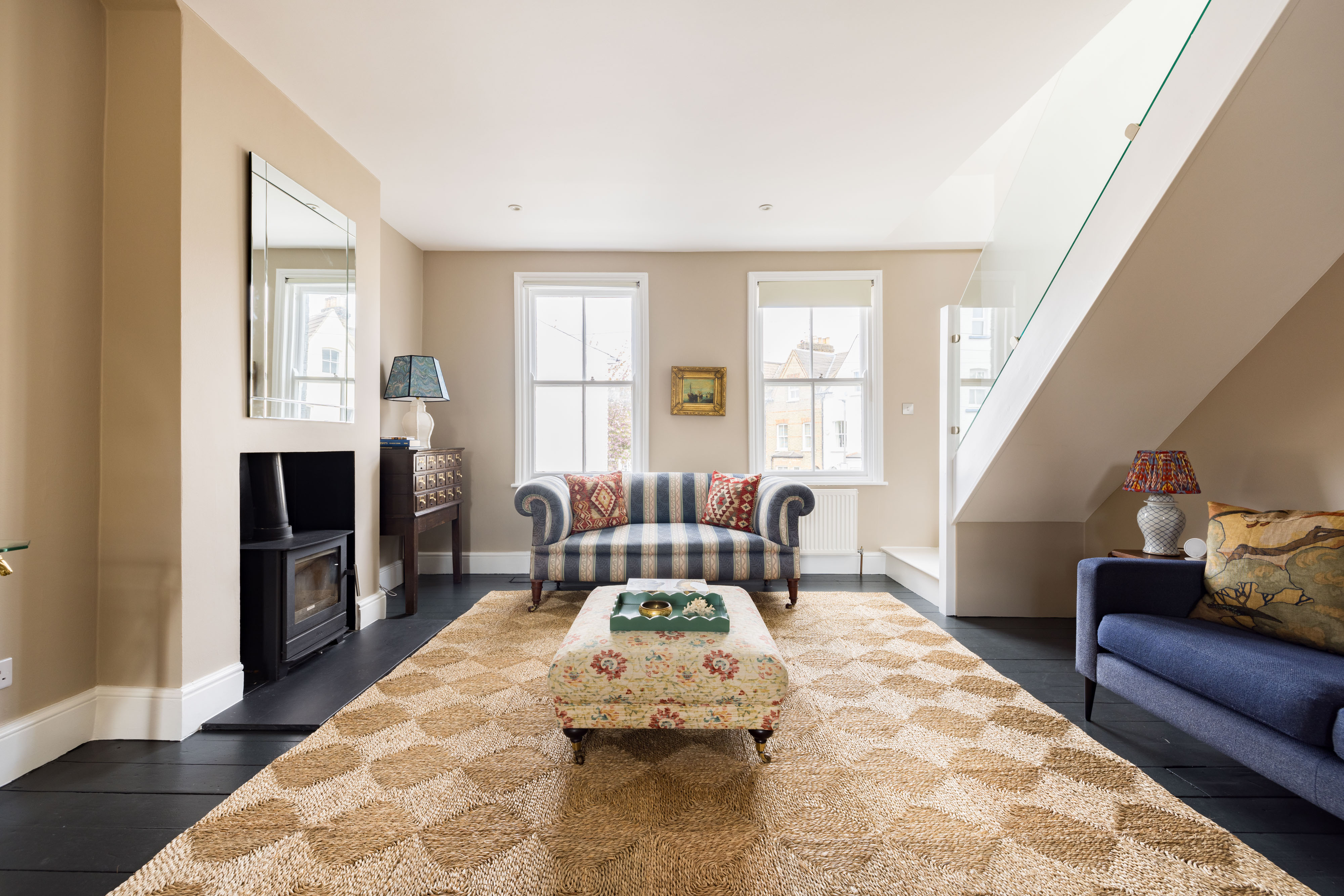 House Helm Caudwell Battersea: Luxury 3-Bedroom Apartment with Spa and Garden, Battersea London