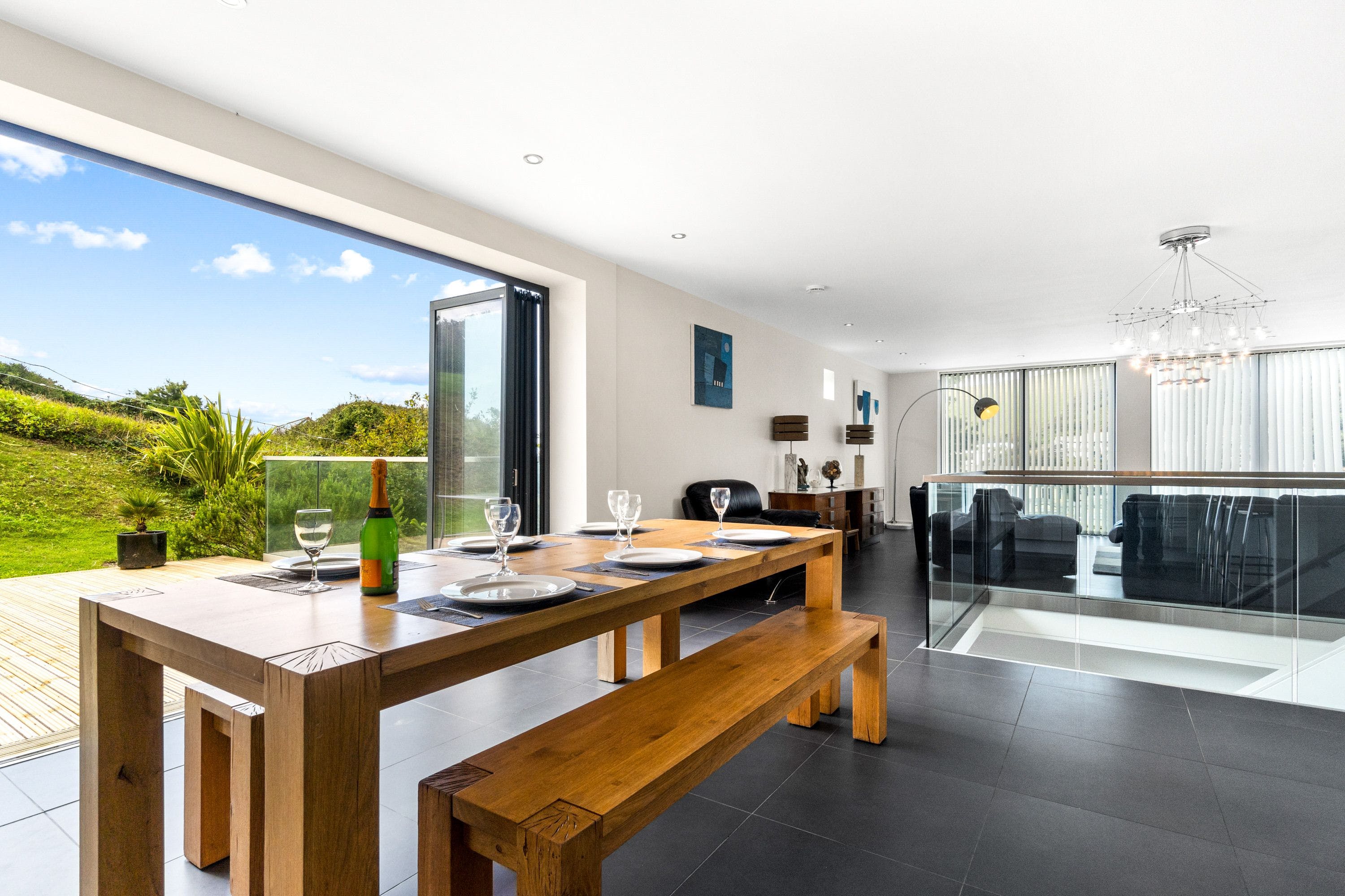 House Helm Fraile Salcombe: Luxury 3-Bedroom Apartment with Sea Views and Spa in Salcombe, Devon