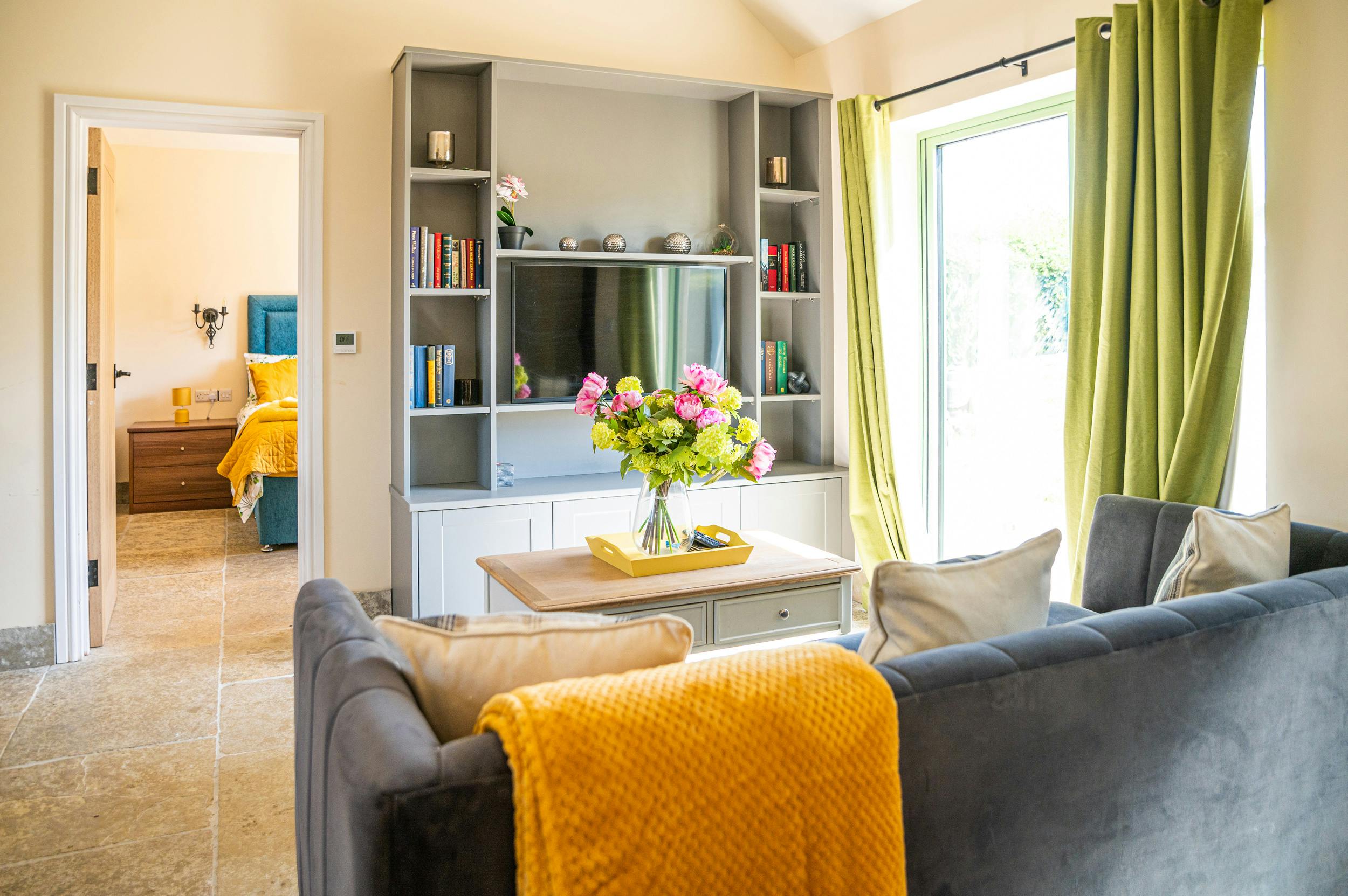 House Helm Fraoch Rissington: Luxury 2-Bedroom Villa with Spa, Pets and Parking in Bourton-on-the-Water