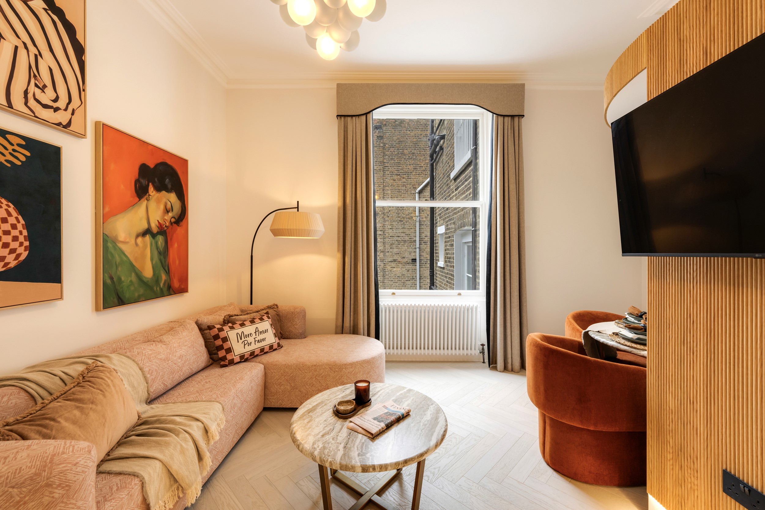 House Helm Frazer Notting Hill: Luxury 1-Bedroom Apartment with Spa and Family Features, Notting Hill London