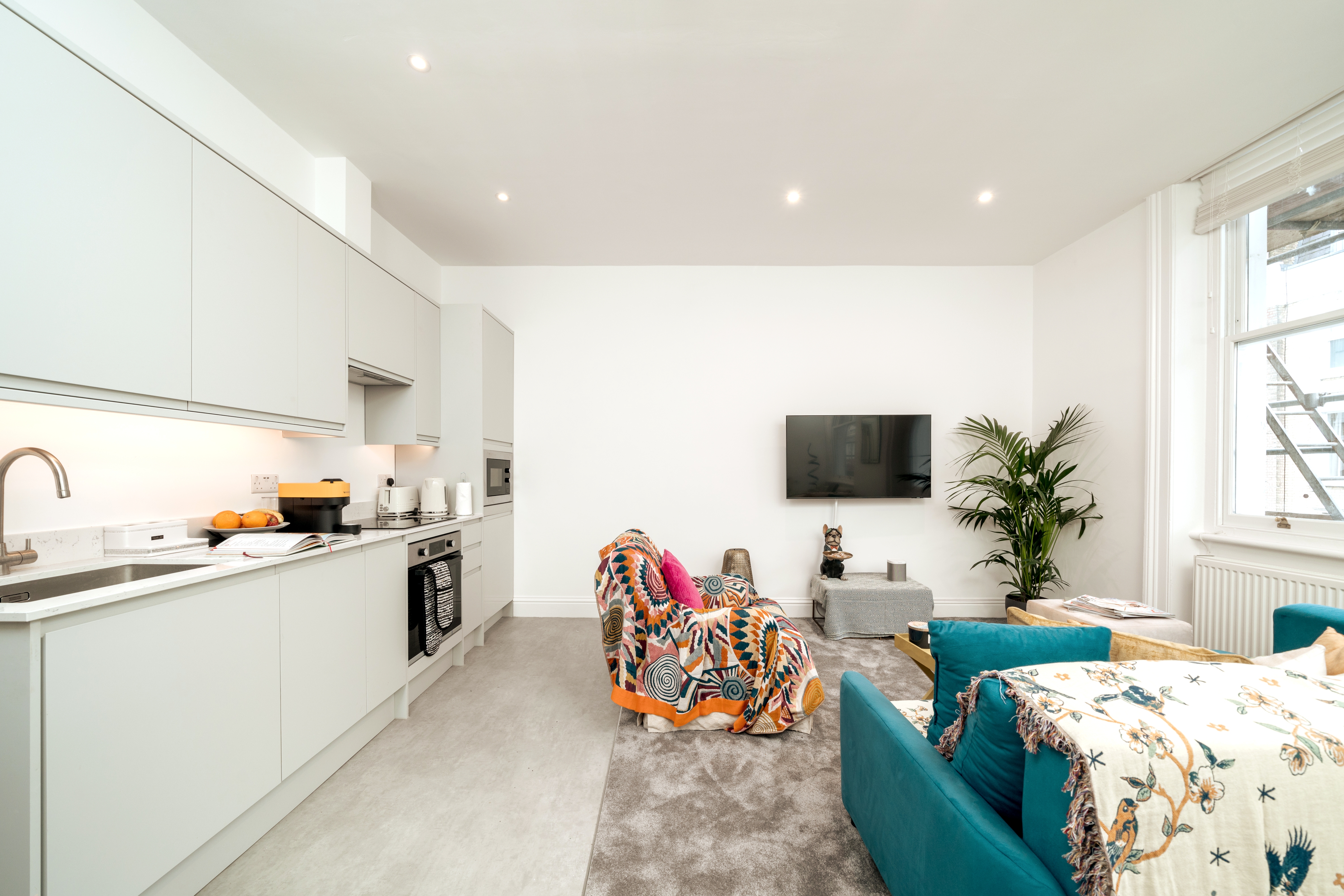 House Helm Gunterstone Earl’s Court: Luxury 1-Bedroom Apartment with Air Conditioning and Private Parking, Earl’s Court London