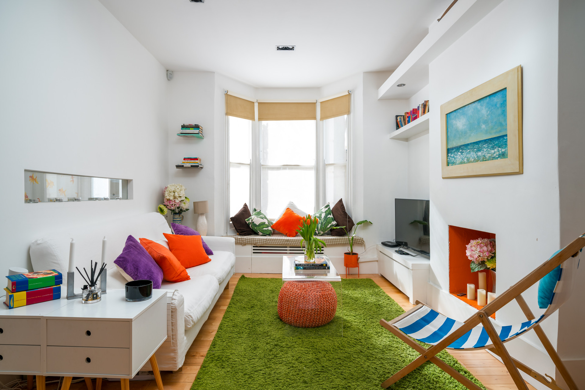 House Helm Hawkesbury Shepherds Bush: Luxury 2-Bedroom Apartment with Spa and Family-Friendly Features in Shepherds Bush London