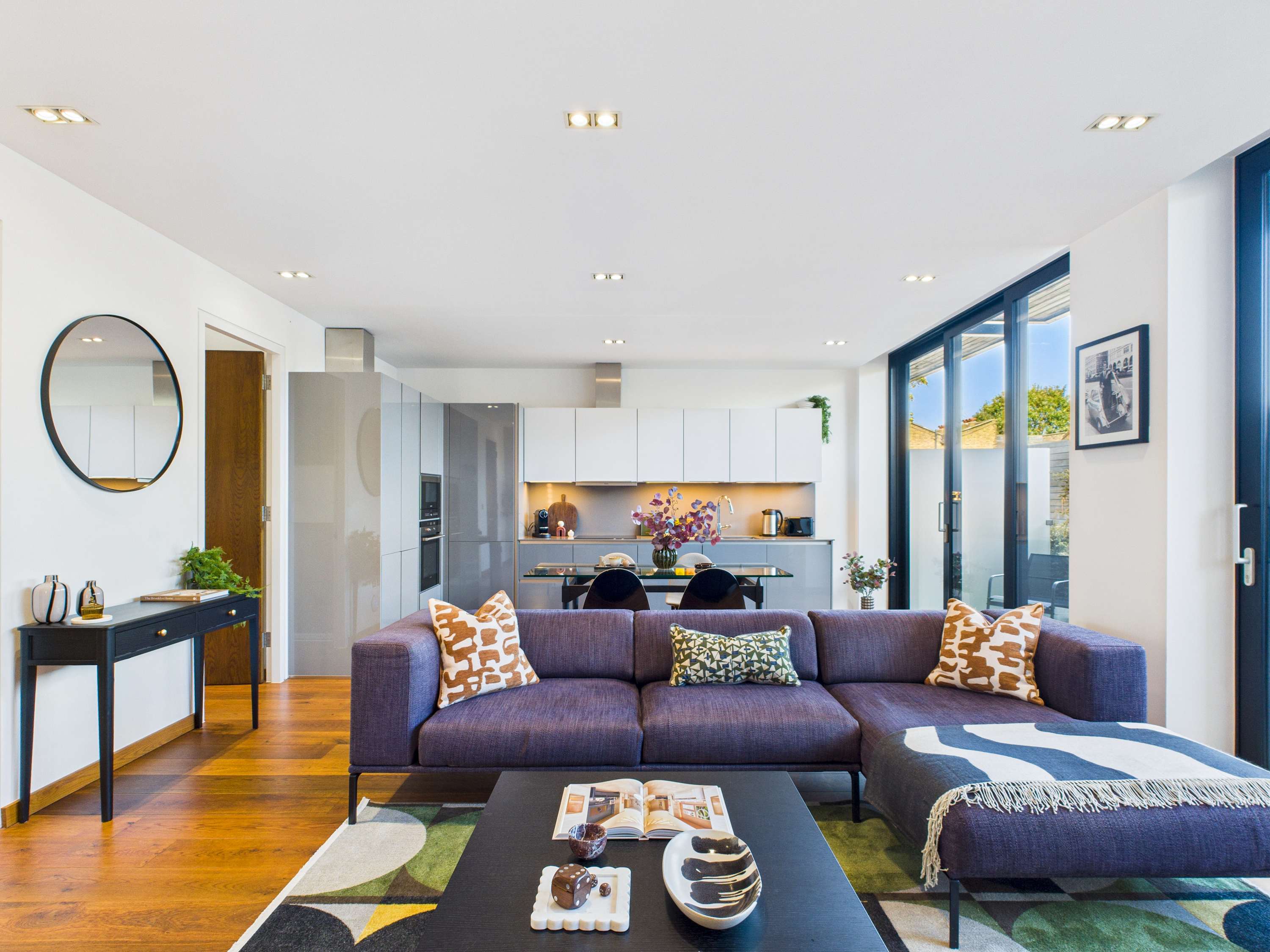 House Helm Hawley Camden Town: Luxury 2-Bedroom Townhouse with Spa Sauna, Pet-Friendly, Camden Town