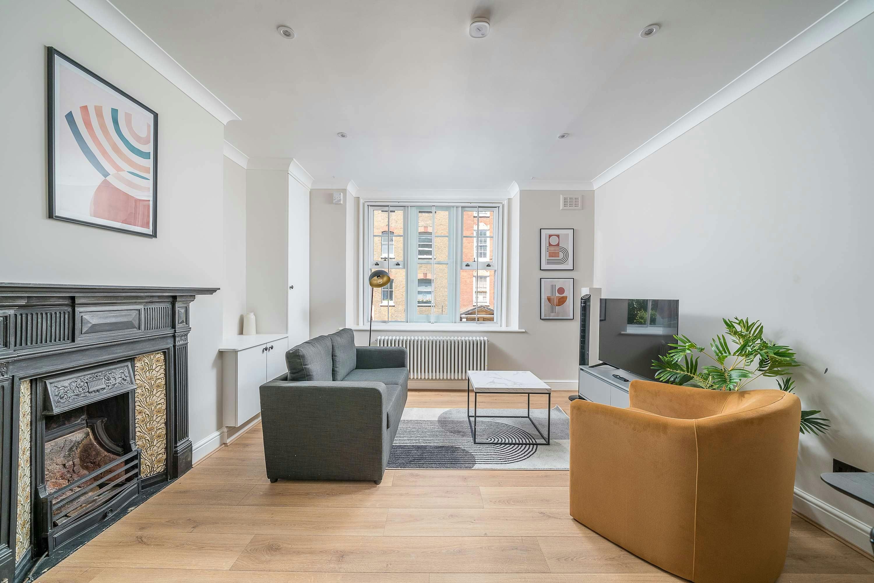 House Helm Hawley Fitzrovia 1302666: Luxury 1-Bedroom Flat with Family-Friendly Features, Fitzrovia London