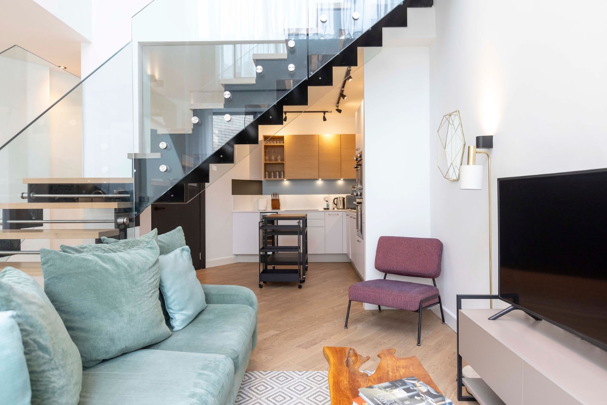 House Vesper Regent’s Park Kentish Town: Luxury 2-Bedroom Apartment with Spa and Private Patio, Kentish Town London