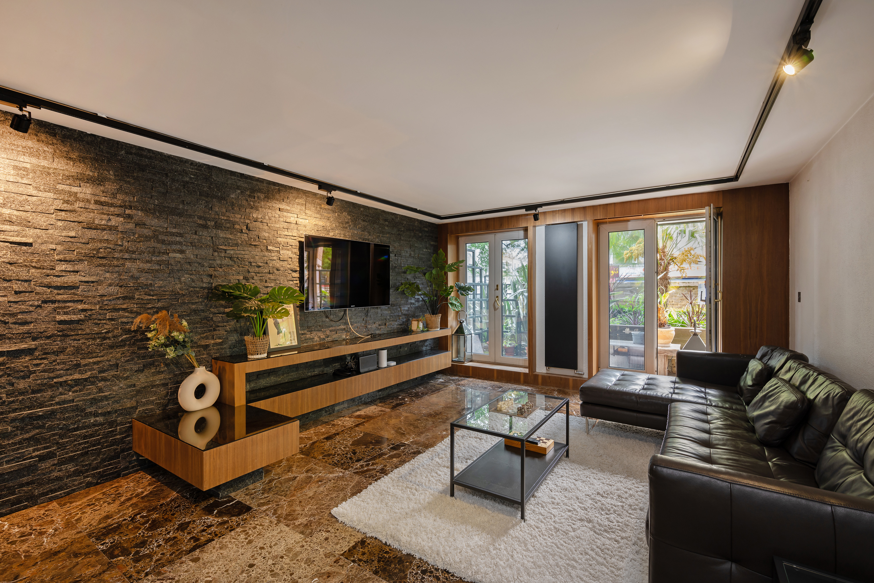 House Helm Hawley Maida Vale: Luxury 2-Bedroom Apartment with Private Parking, Maida Vale London